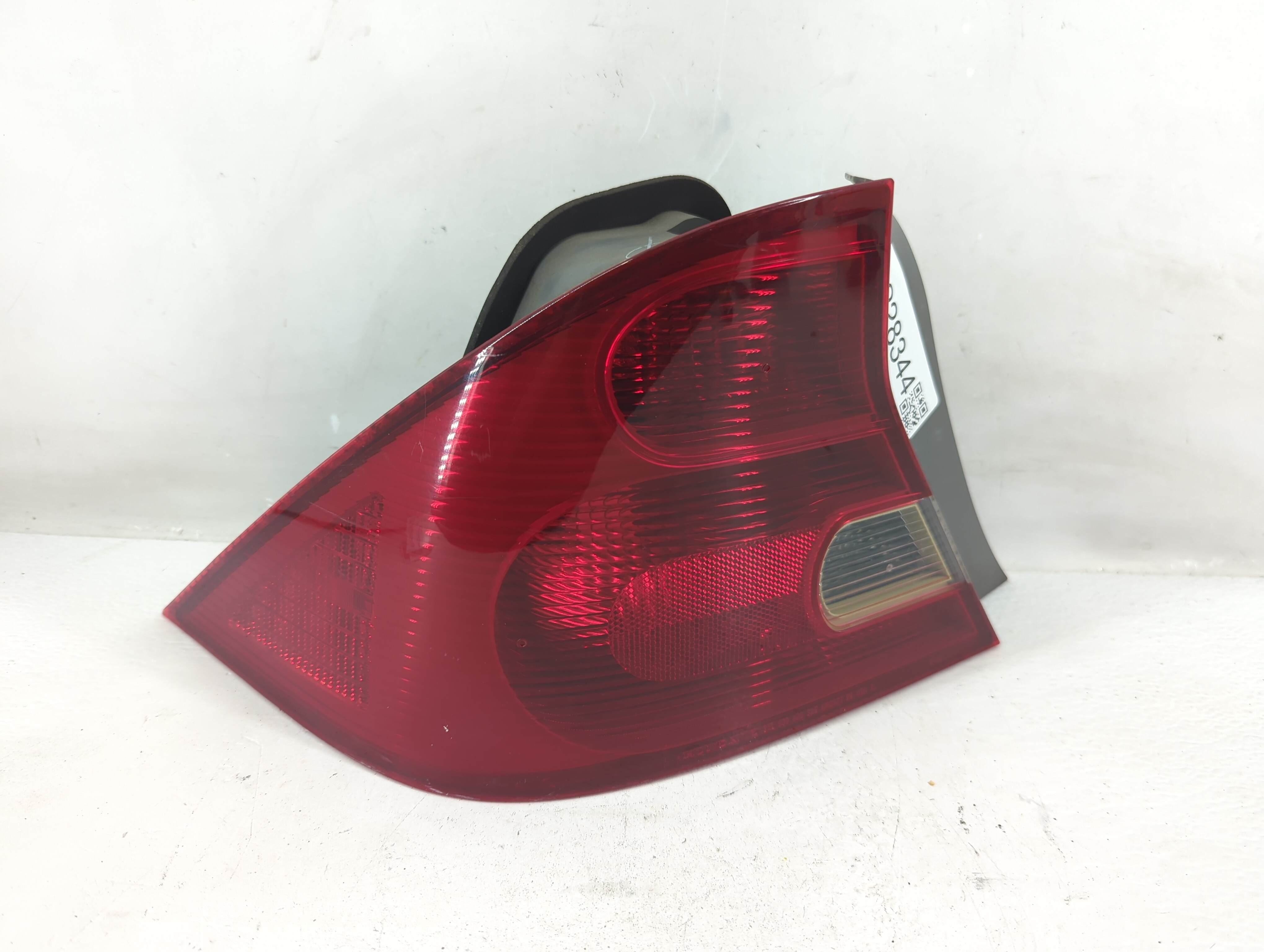 Picture of 2001-2003 Honda Civic Driver Left Side Tail Light Taillight Oem 1228344