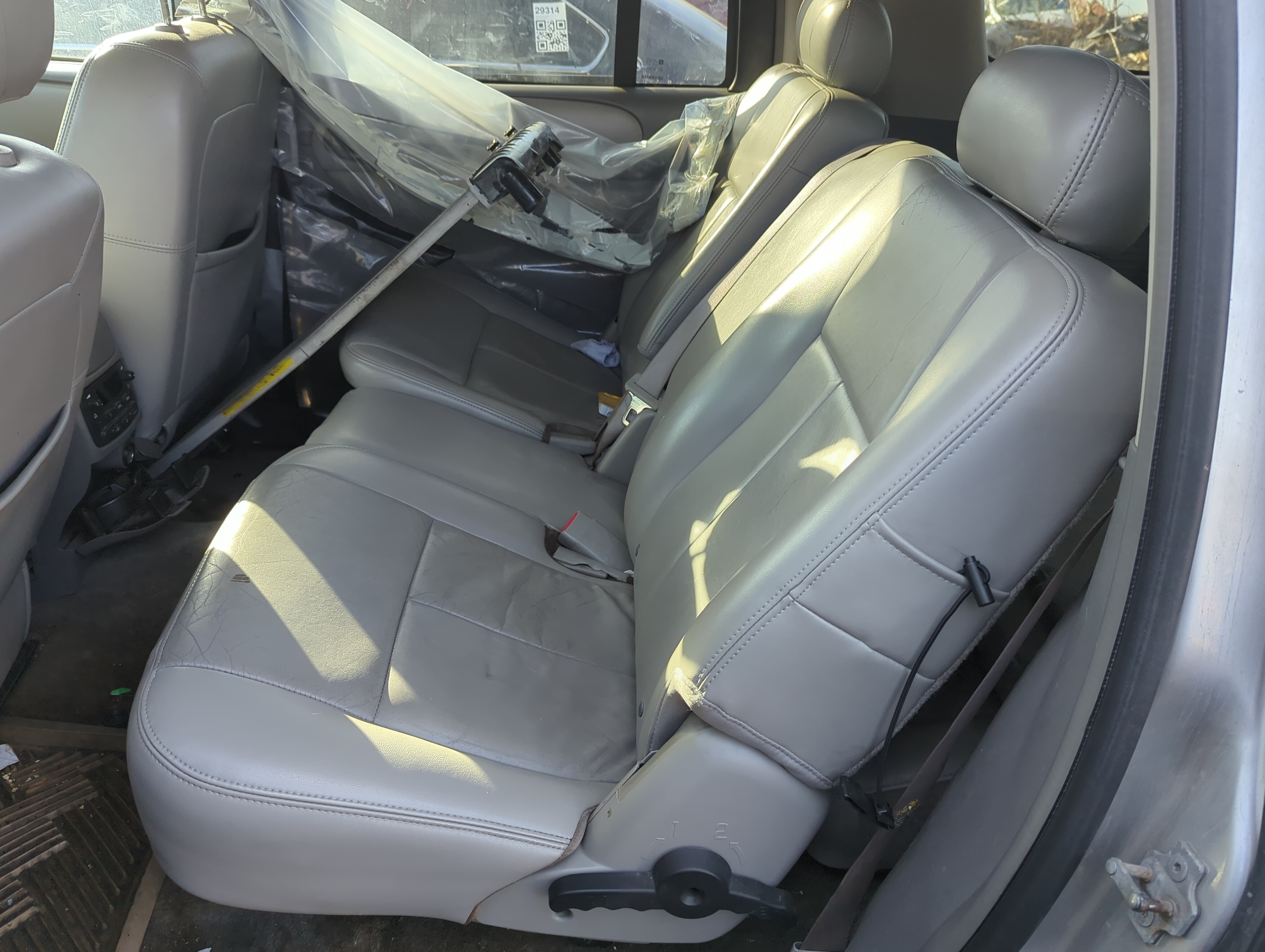 2005 Chevrolet Trailblazer Ext Rear Seat Oem 1228473 - Oemusedautoparts1.com