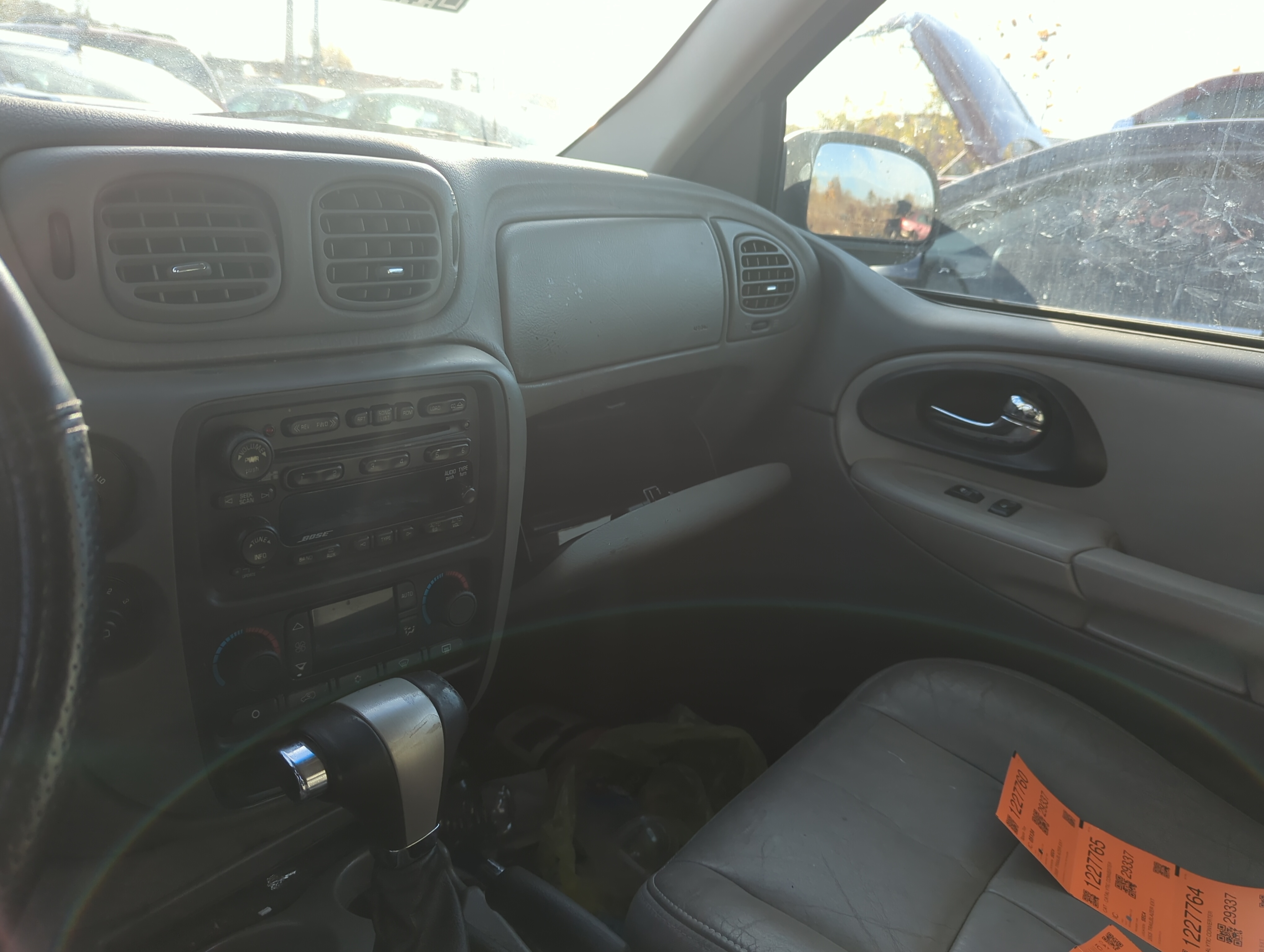 2005-2006 Chevrolet Trailblazer Ext Passenger Front Seat Oem 1228506 - Oemusedautoparts1.com