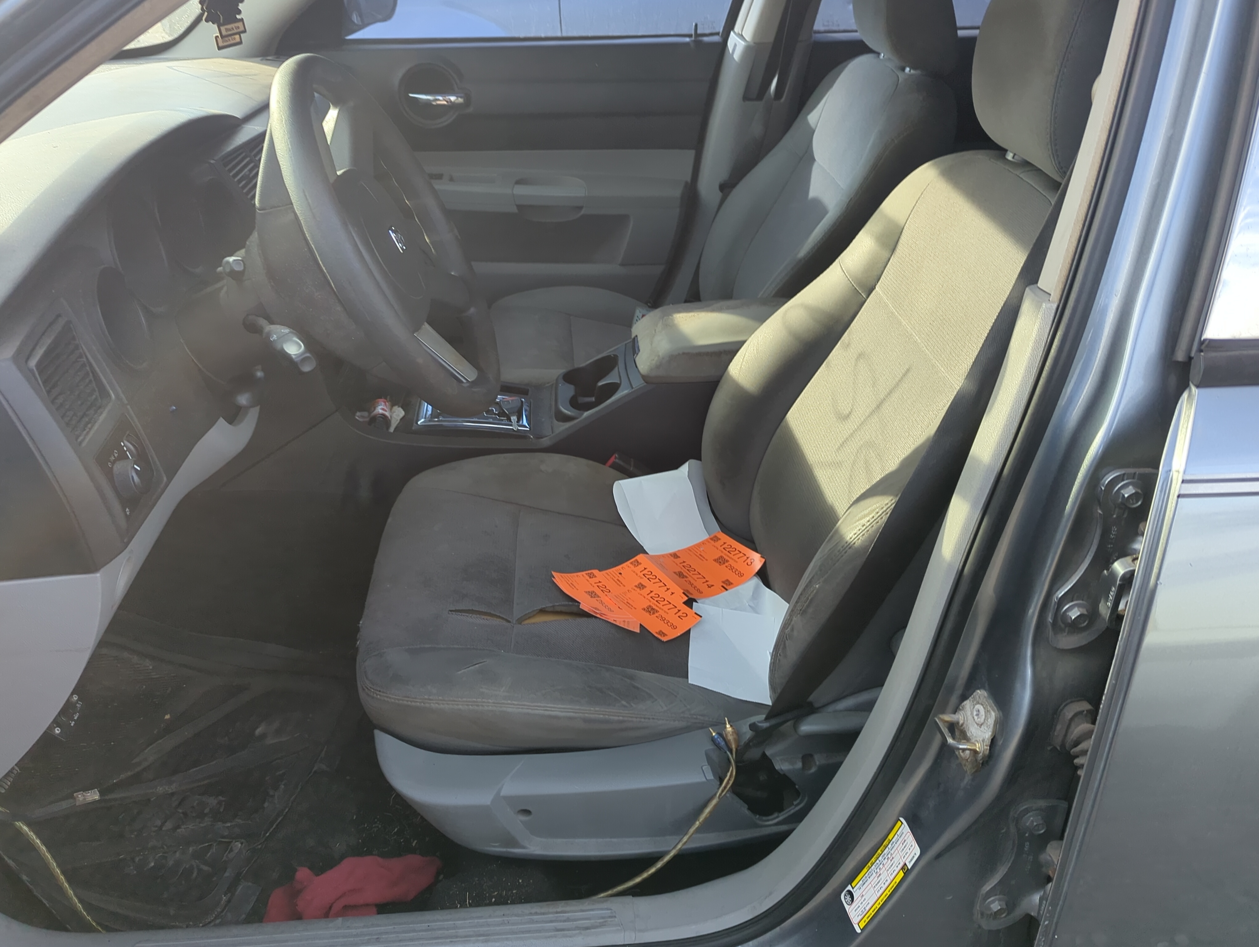 2006-2008 Dodge Charger Driver Front Seat Oem 1228840 - Oemusedautoparts1.com