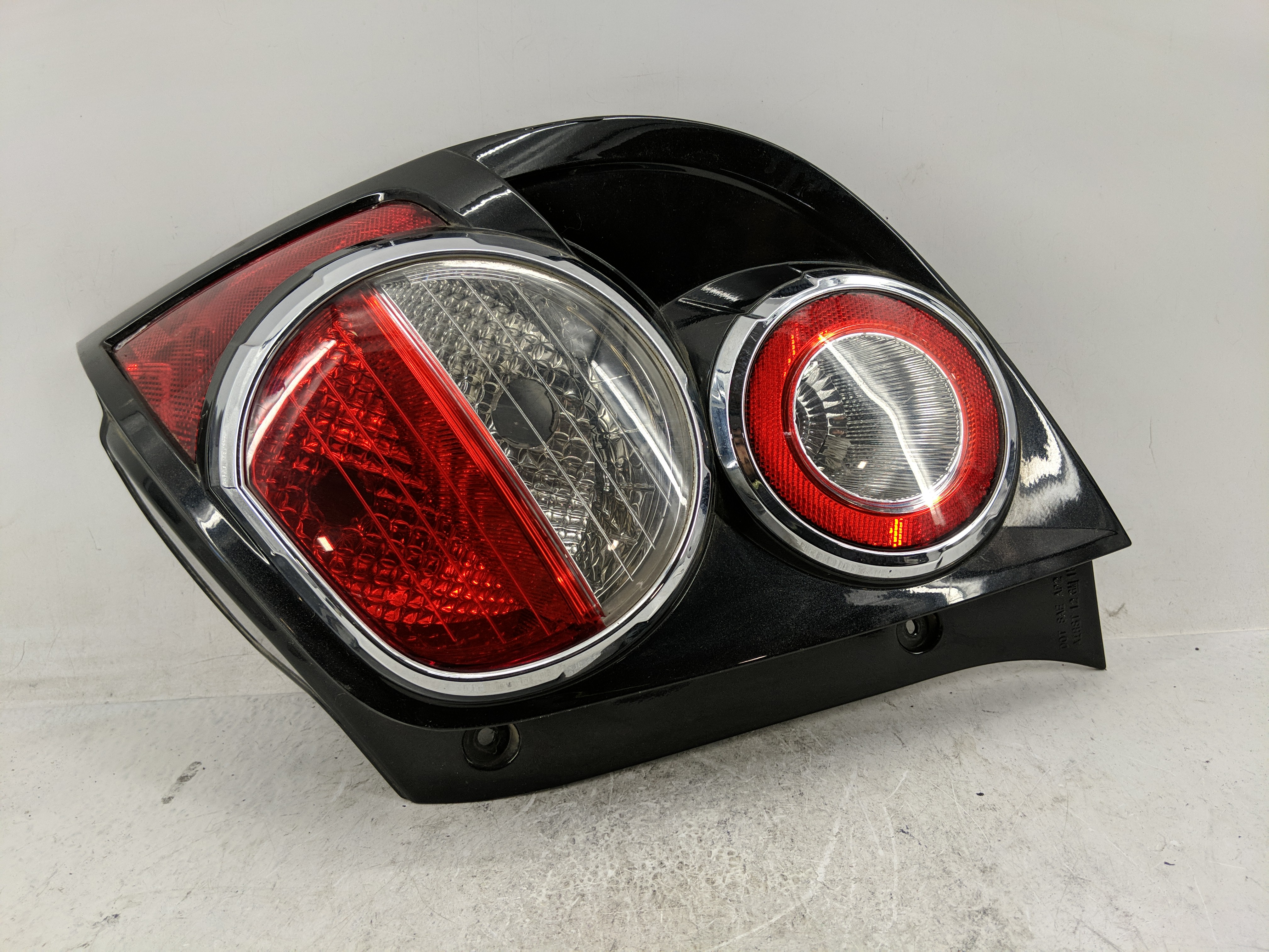 2012-2016 Chevrolet Sonic Passenger Right Side Tail Light Taillight Oem 1228869 - Oemusedautoparts1.com