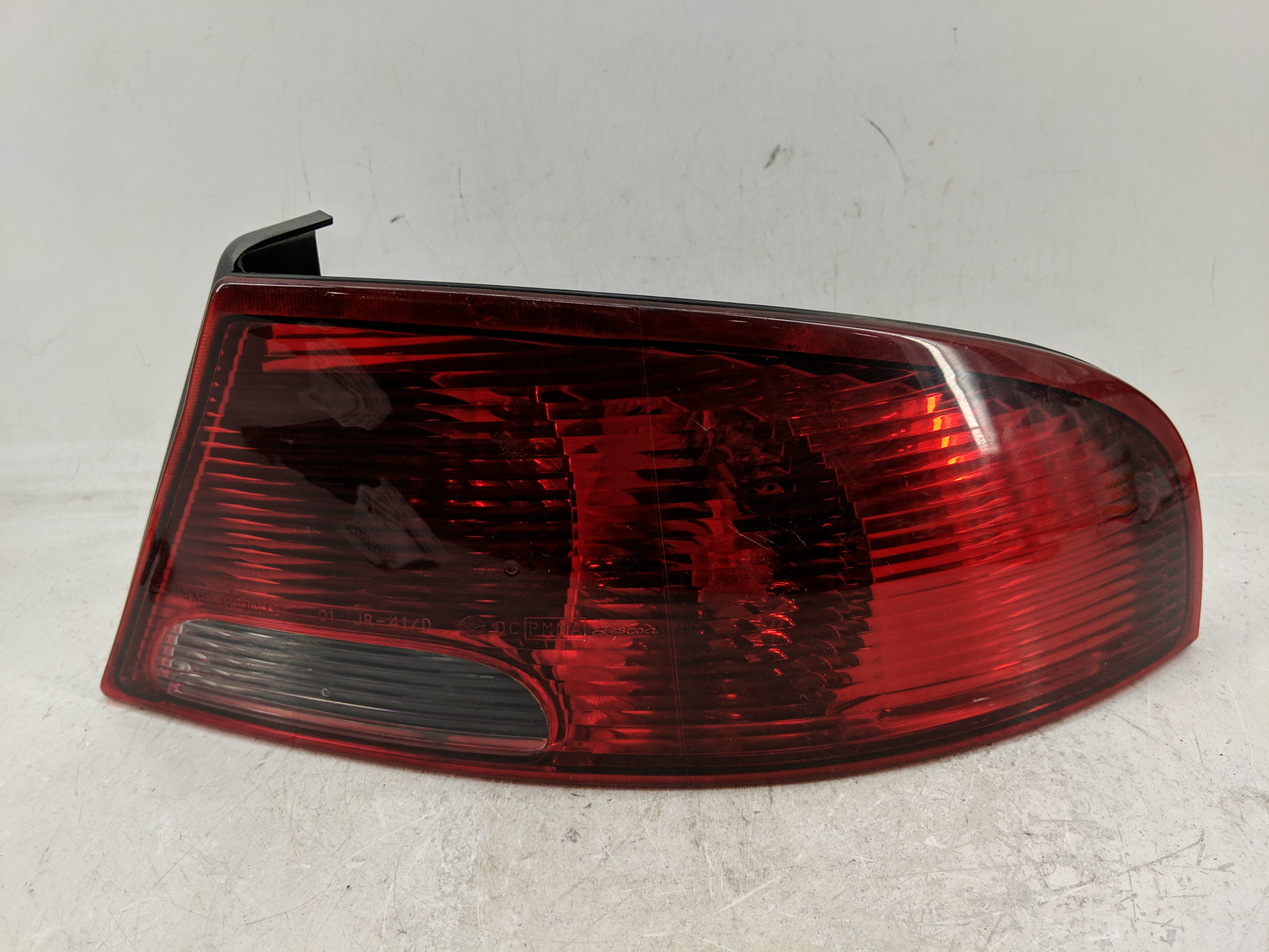 2001-2006 Dodge Stratus Passenger Right Side Tail Light Taillight Oem 1228892 - Oemusedautoparts1.com