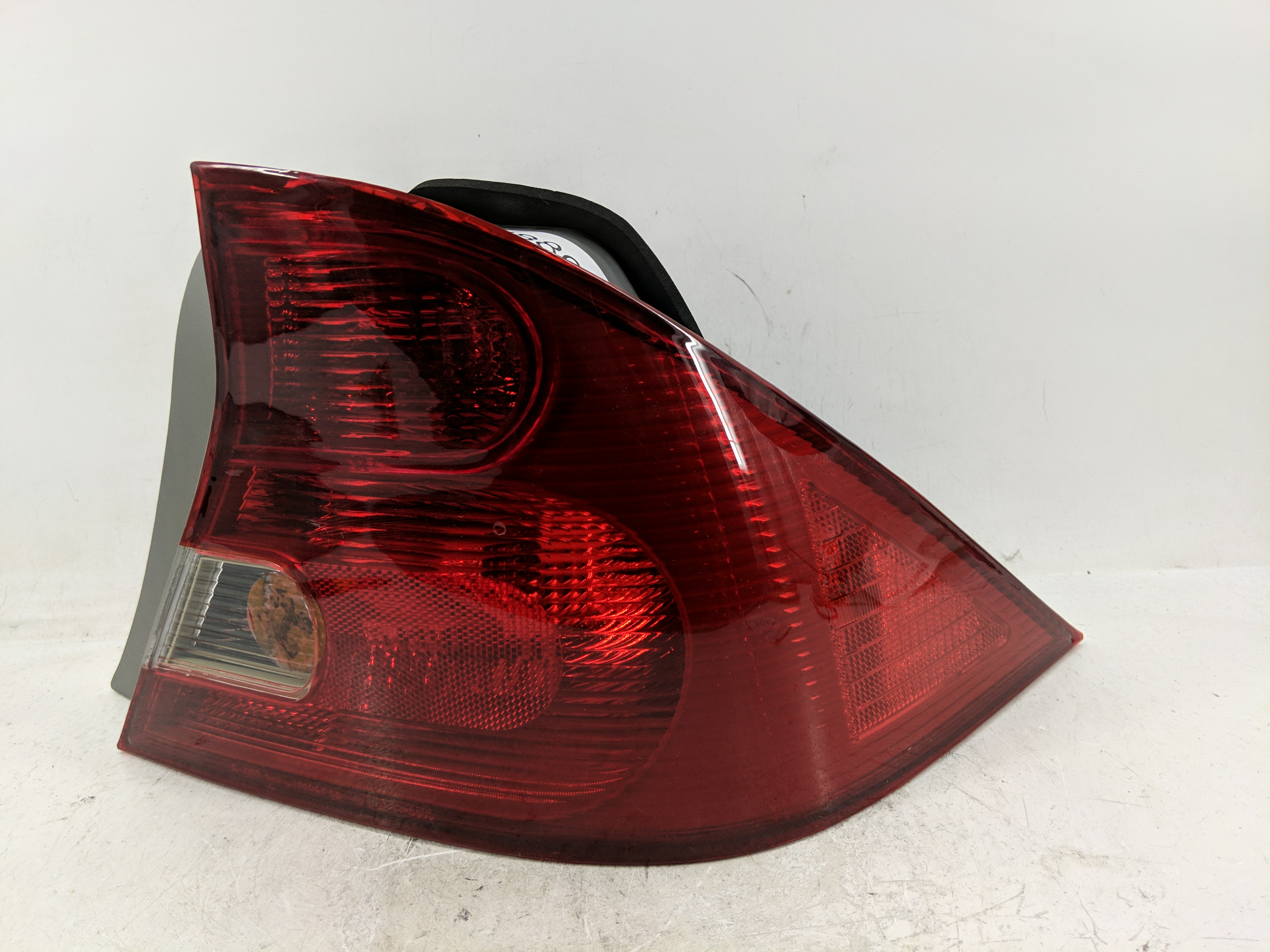 Picture of 2001-2002 Honda Civic Passenger Right Side Tail Light Taillight Oem 1228897