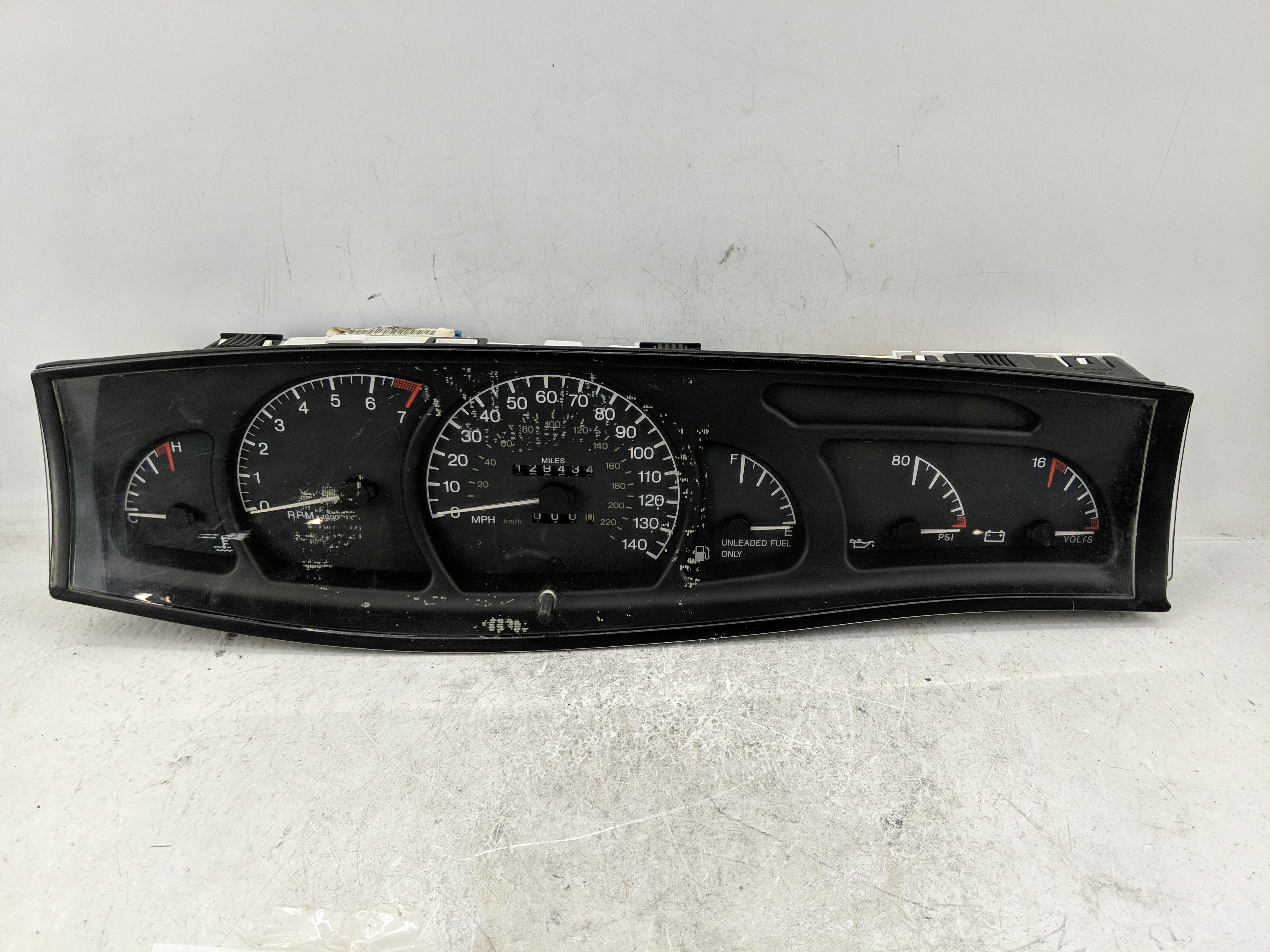 Picture of 1997-1999 Cadillac Catera Speedometer Instrument Cluster Gauges 1228911