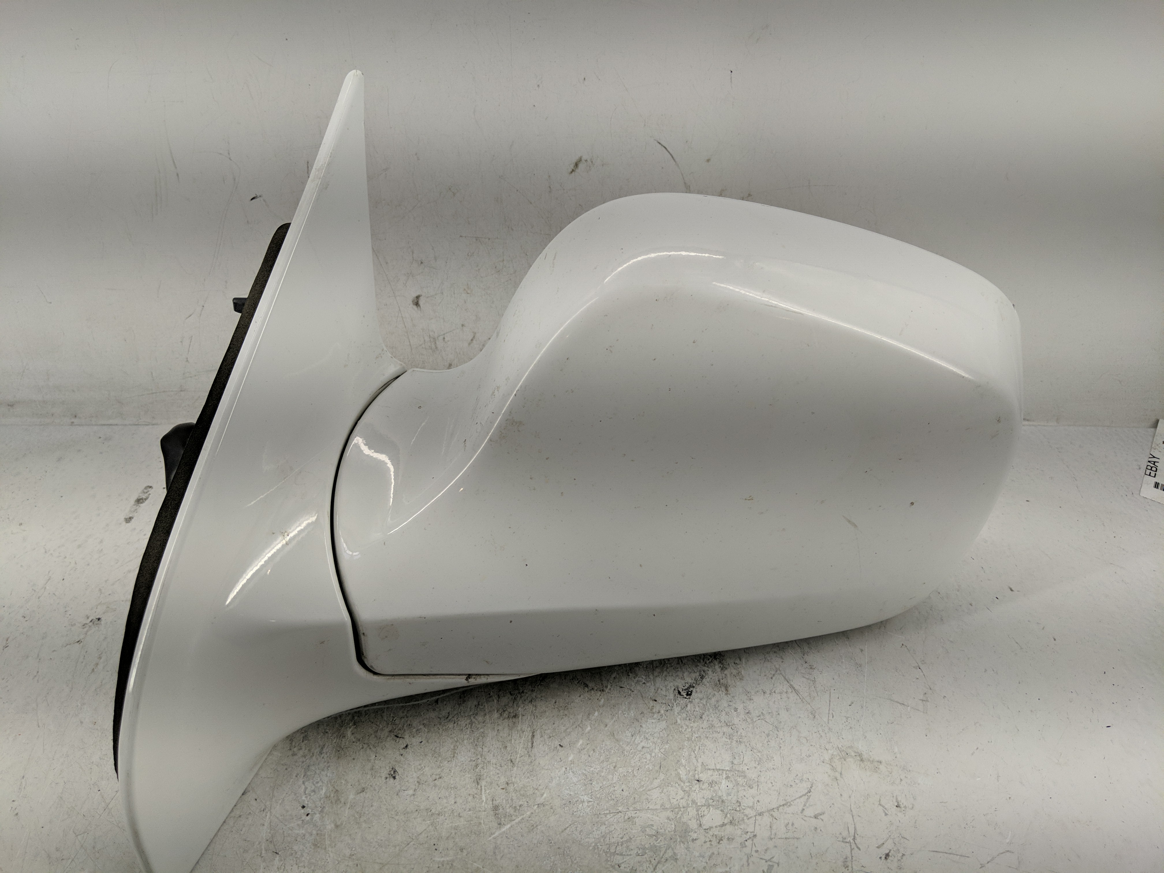 2002-2007 Buick Rendezvous Driver Left Side View Power Door Mirror White 1228933 - Oemusedautoparts1.com