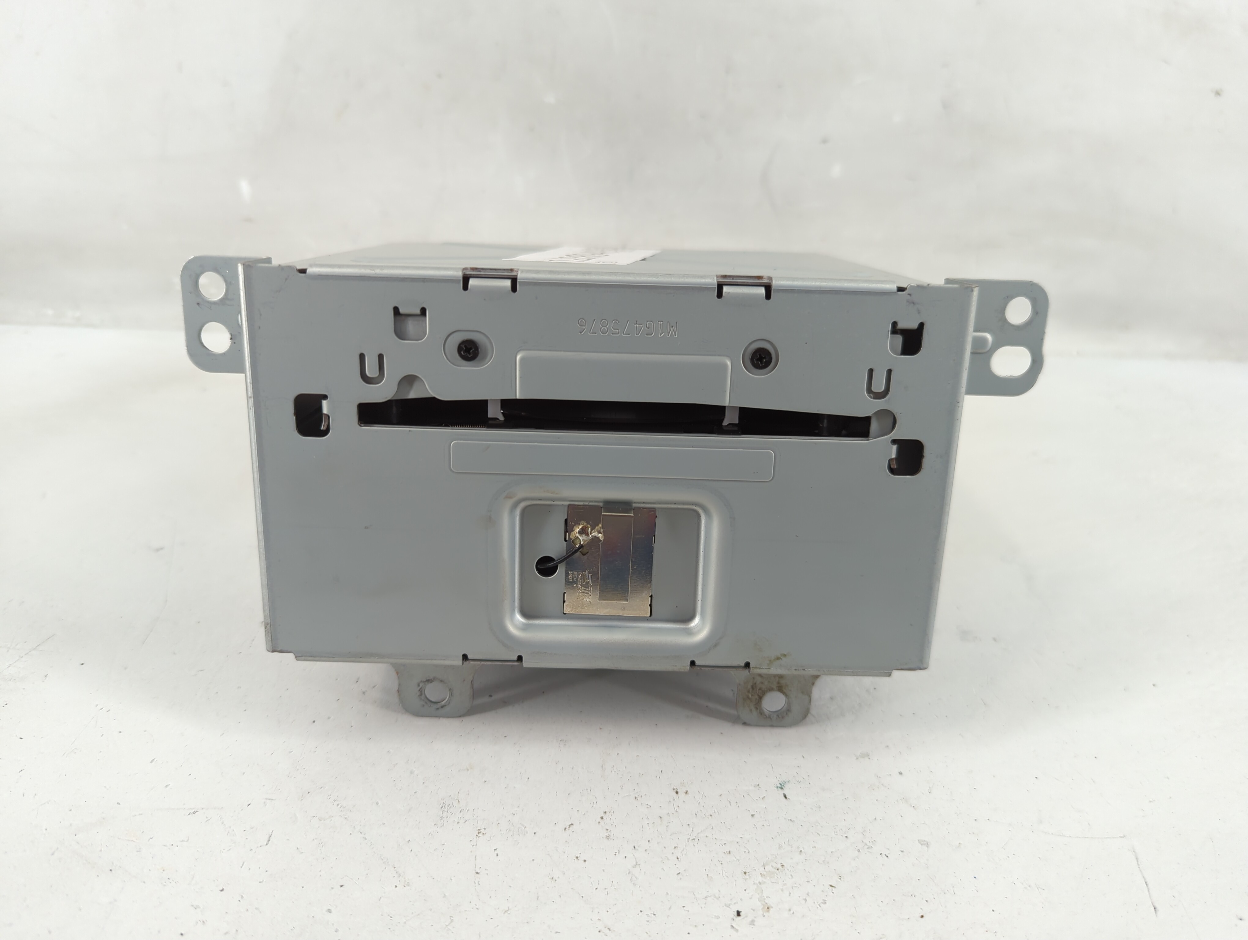 2015-2016 Chevrolet Cruze Am Fm Cd Player Radio Receiver 1228949 - Oemusedautoparts1.com