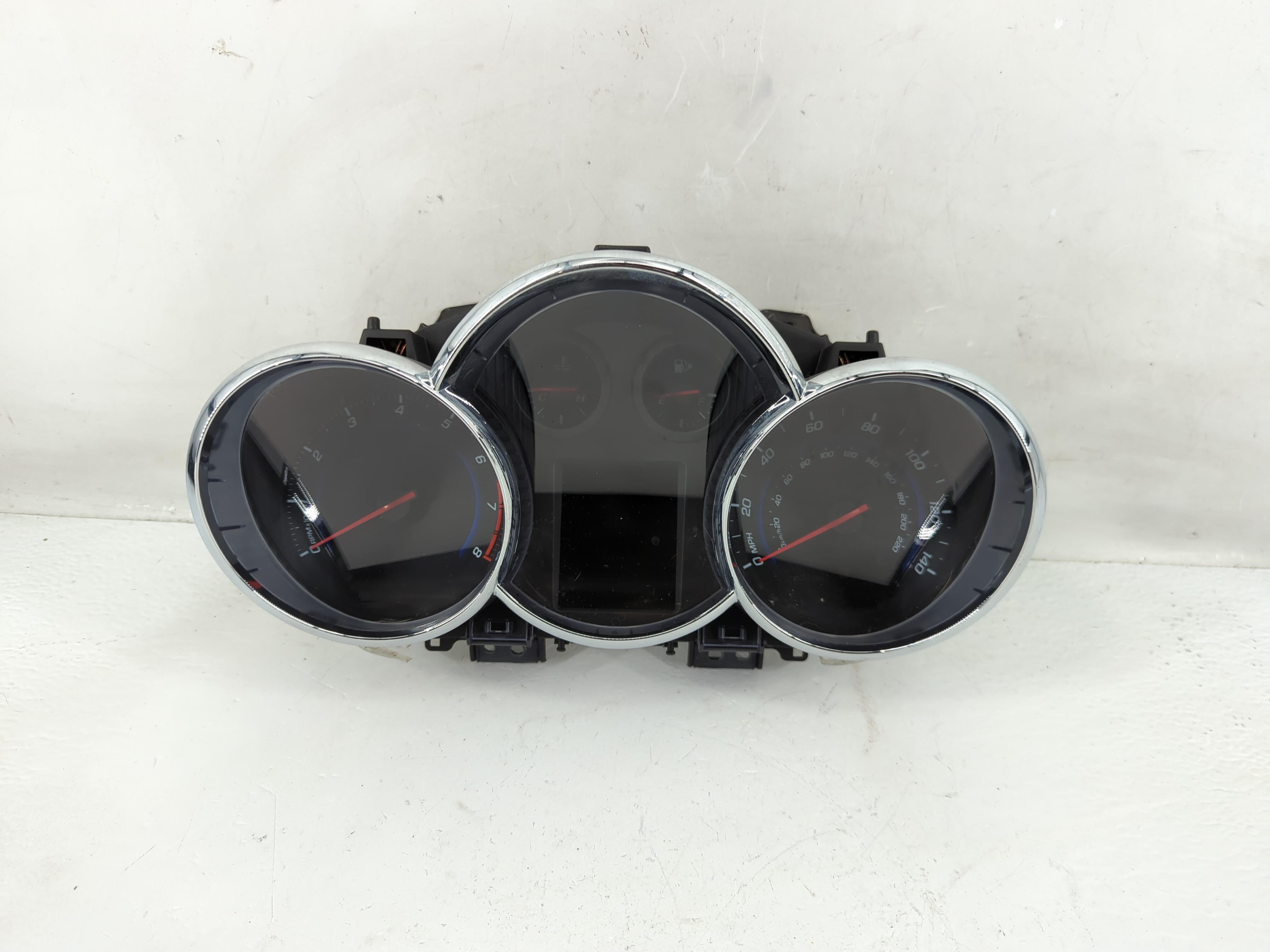 2011-2011 Chevrolet Cruze Speedometer Instrument Cluster Gauges 95018205 1228958 - Oemusedautoparts1.com
