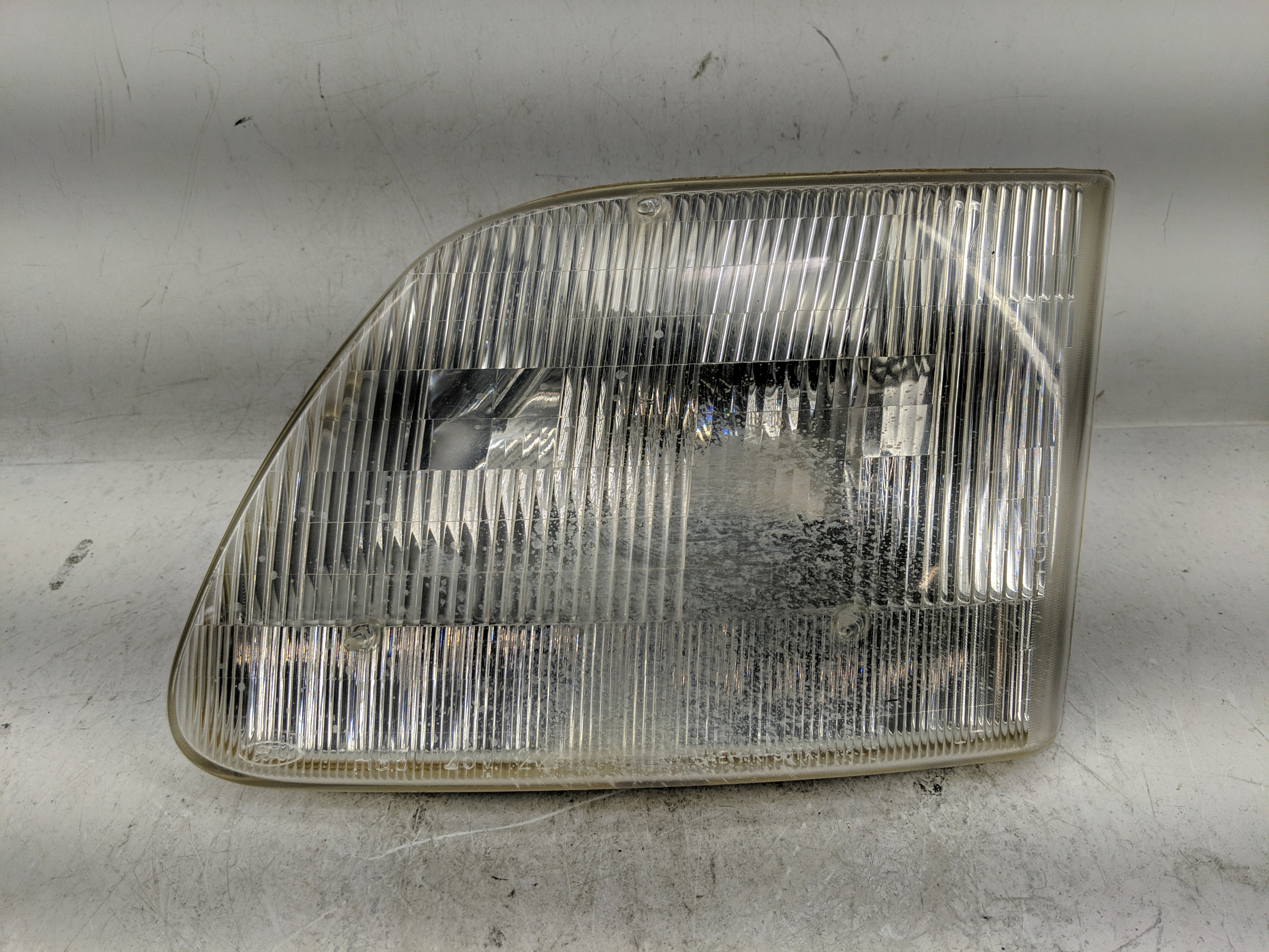 Picture of 1997-2003 Ford F-150 Driver Left Oem Head Light Headlight Lamp 1229053