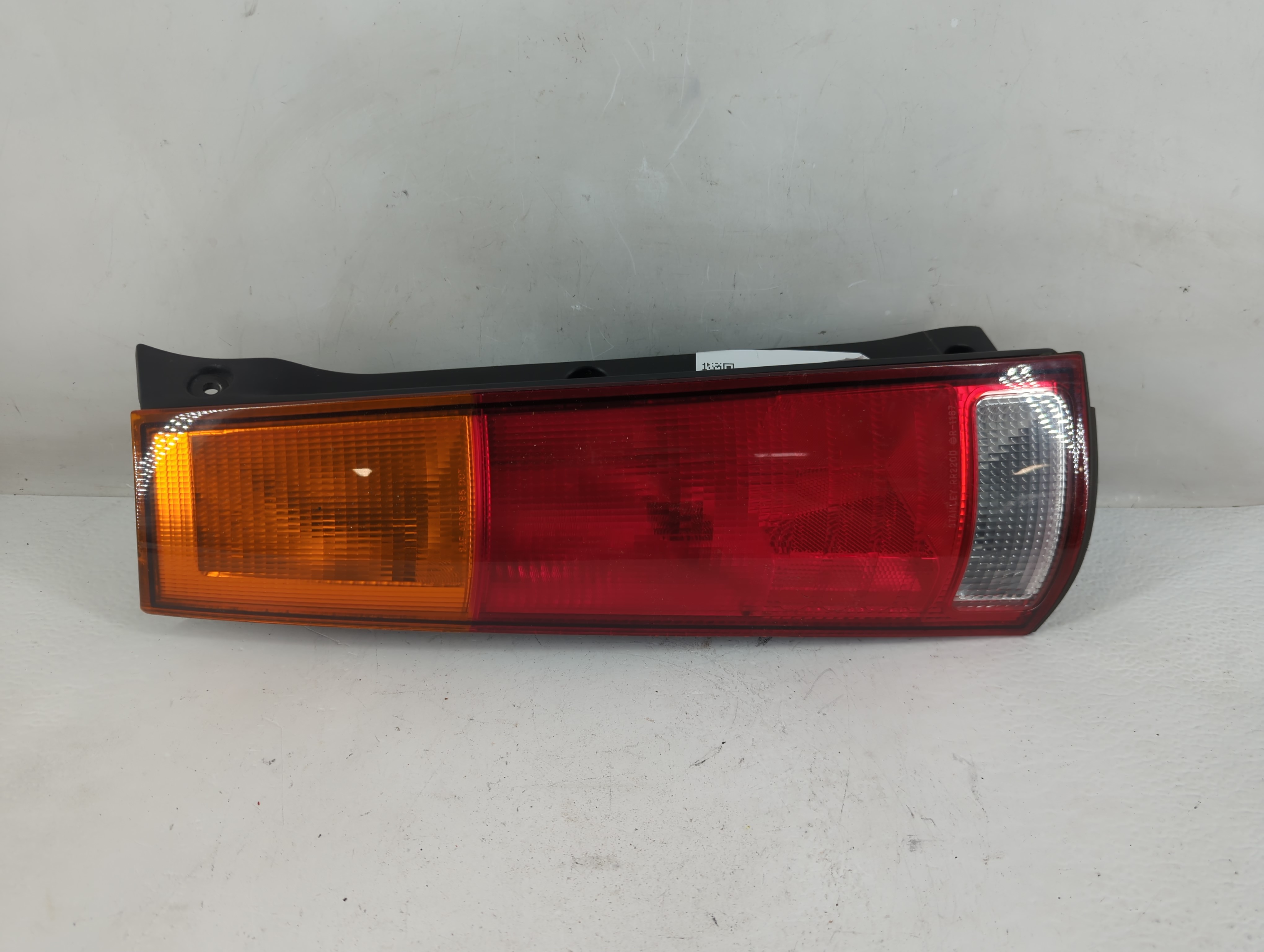 Picture of 1997-2001 Honda Cr-v Driver Left Side Tail Light Taillight Oem 1229111