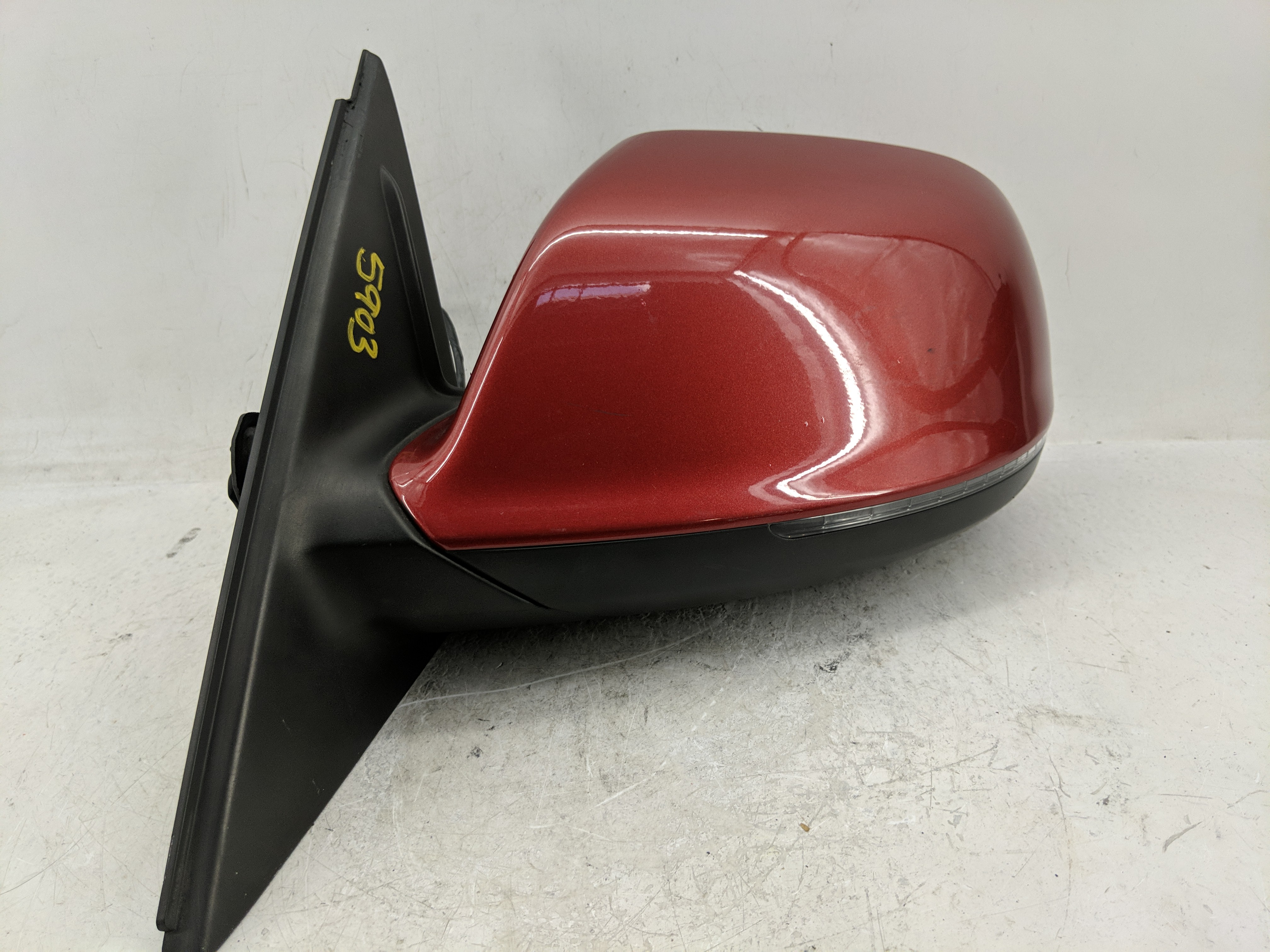 2009-2014 Audi Q5 Driver Left Side View Power Door Mirror Red 1229146 - Oemusedautoparts1.com