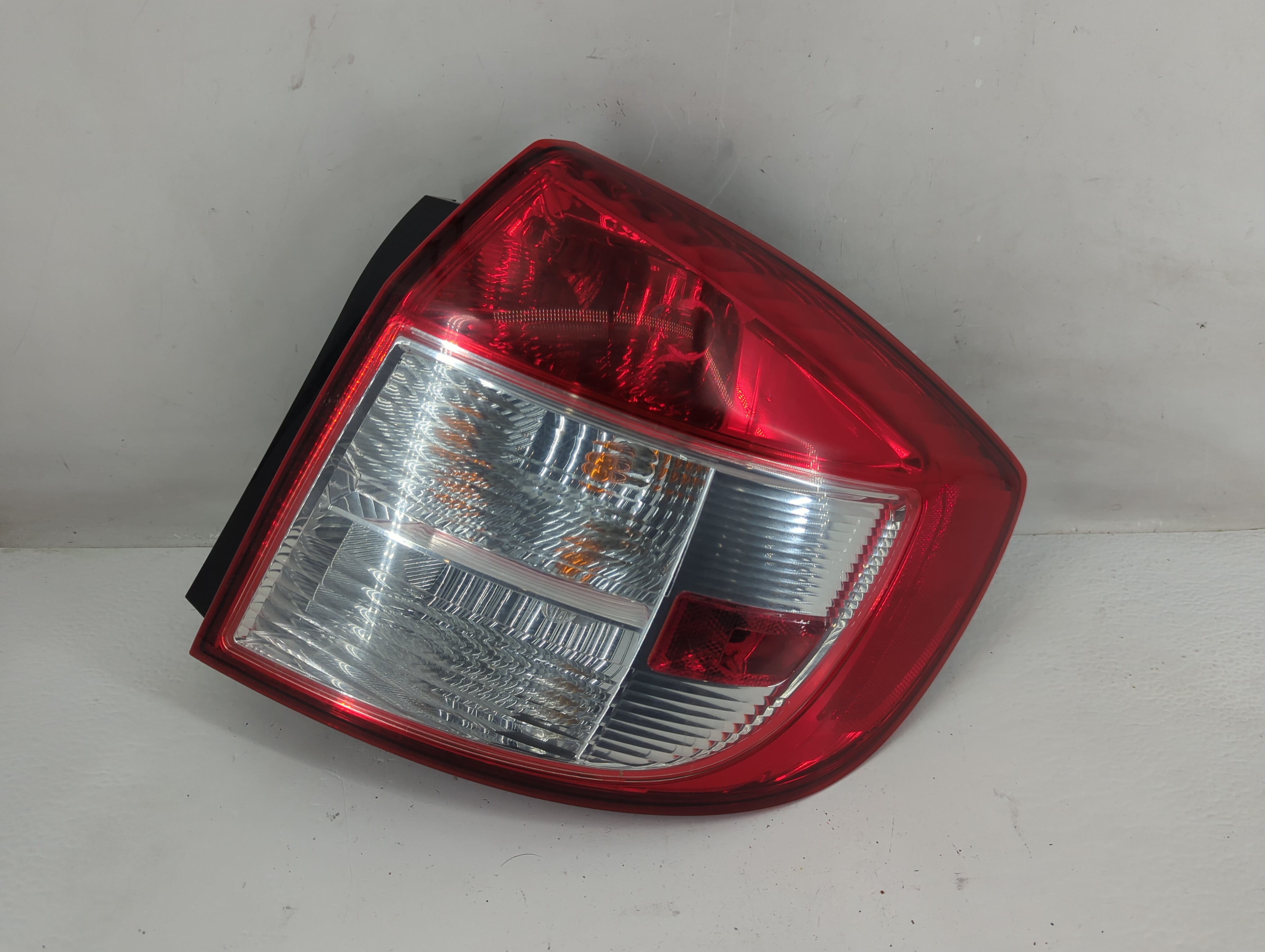 Picture of 2008-2013 Suzuki Sx4 Passenger Right Side Tail Light Taillight Oem 1229205