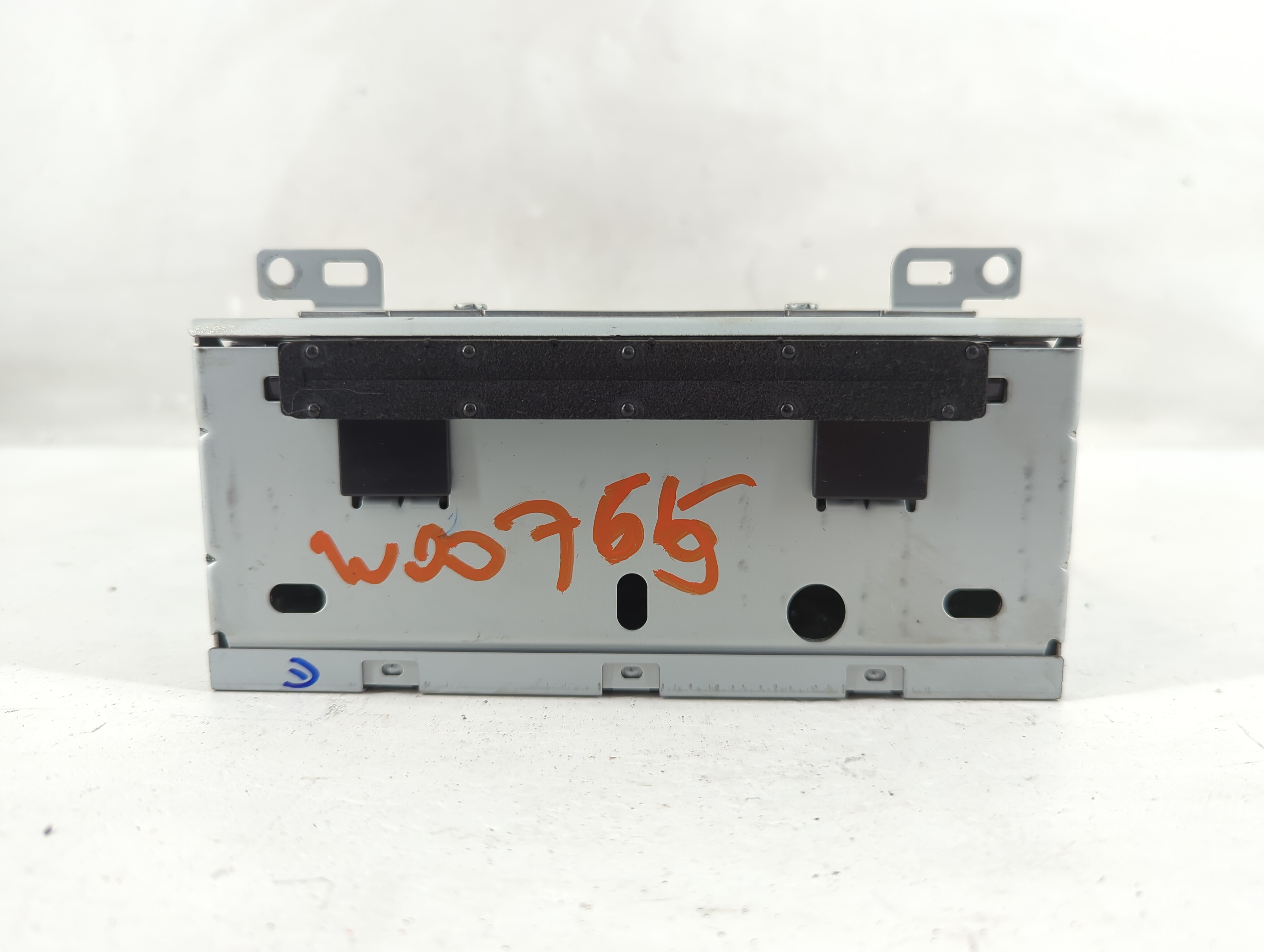 2017-2018 Ford Focus Am Fm Cd Player Radio Receiver 1229208 - Oemusedautoparts1.com