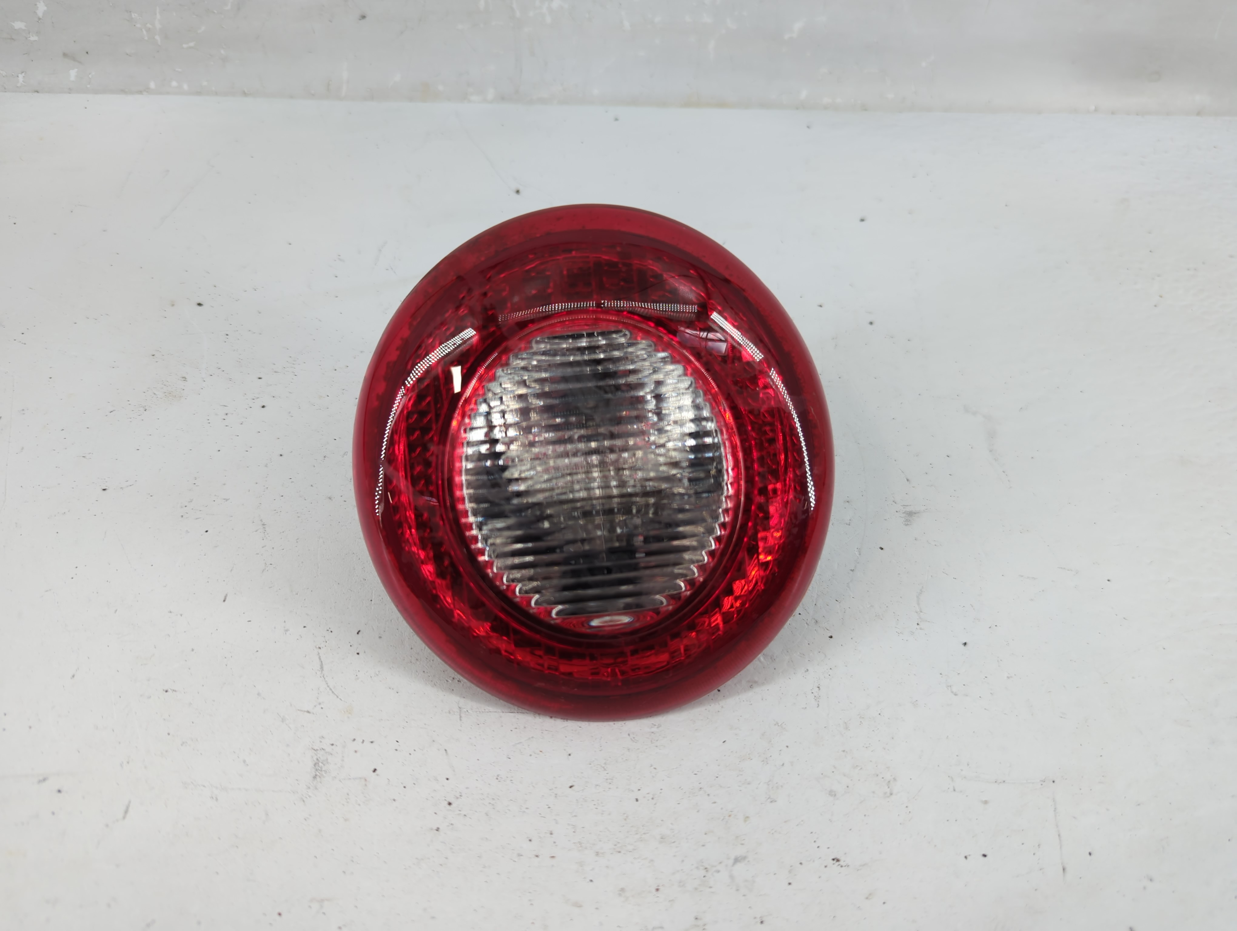 Picture of 2006-2011 Chevrolet Hhr Driver Left Side Tail Light Taillight Oem 1229212