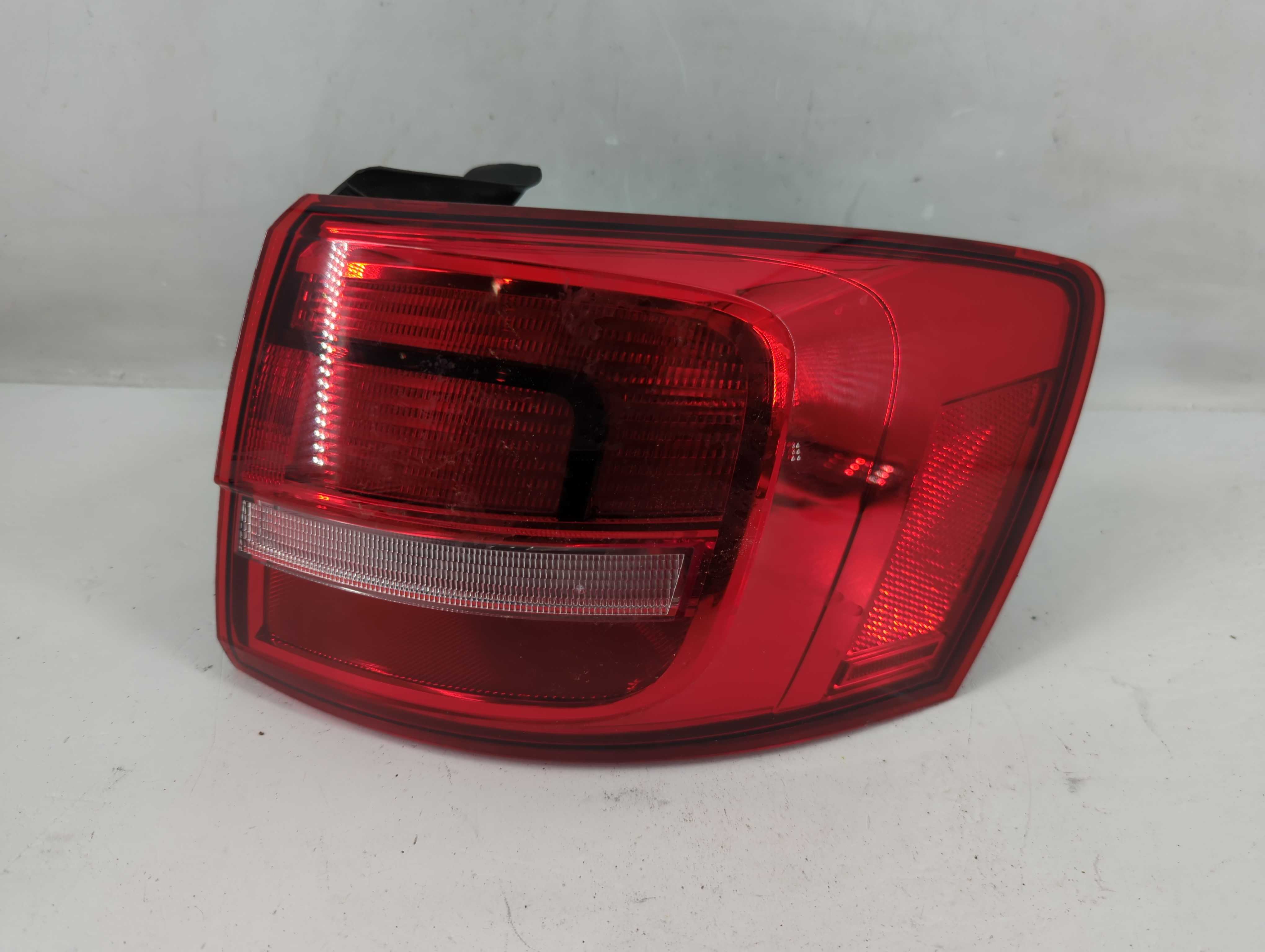 Picture of 2017-2018 Volkswagen Jetta Driver Left Side Tail Light Taillight Oem 1229272