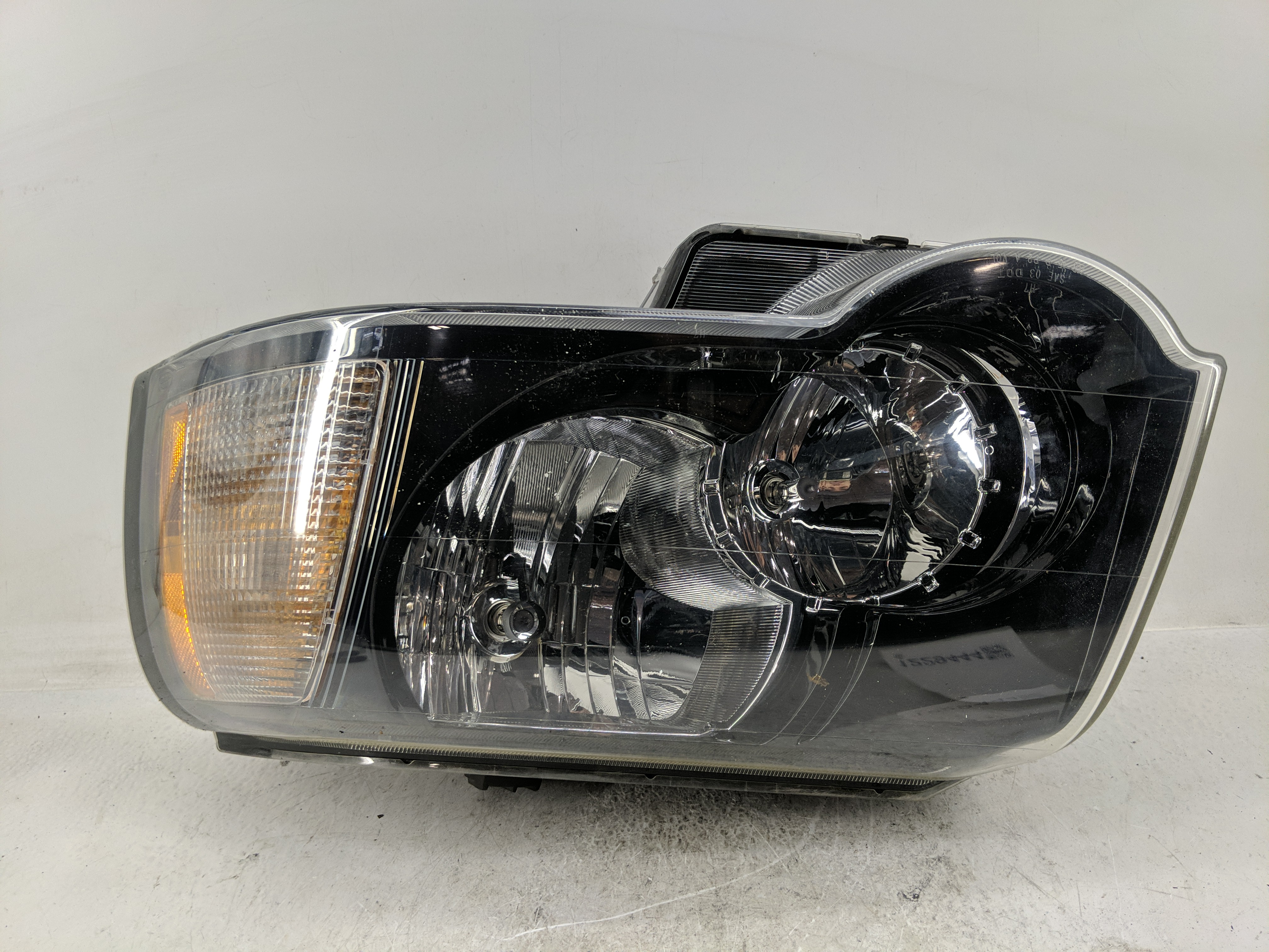 2005-2006 Toyota Tundra Passenger Right Oem Head Light Headlight Lamp 1229444 - Oemusedautoparts1.com
