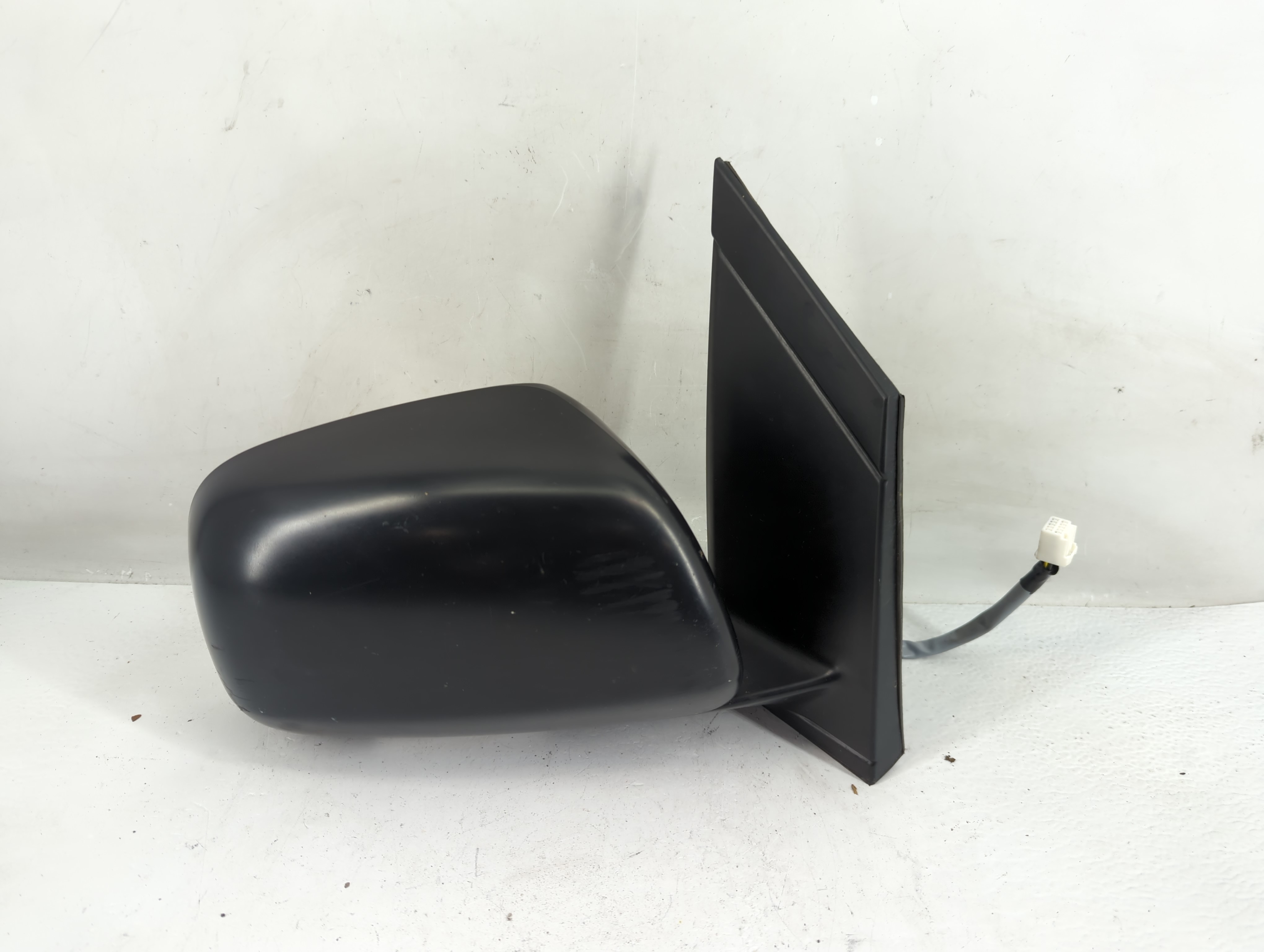 Picture of 2004-2010 Toyota Sienna Passenger Right Side View Power Door Mirror 1229531