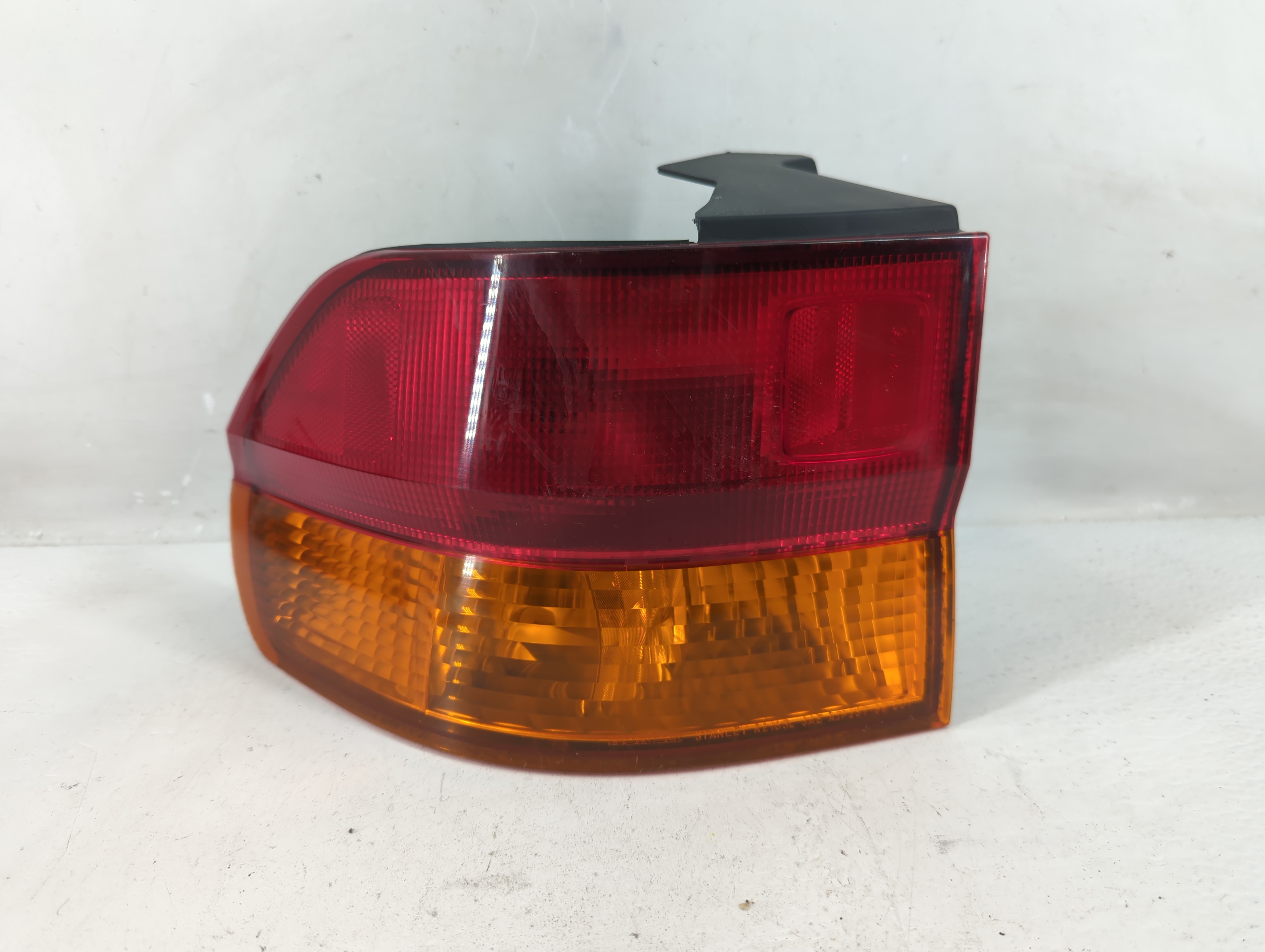 Picture of 2002-2004 Honda Odyssey Driver Left Side Tail Light Taillight Oem 1229551