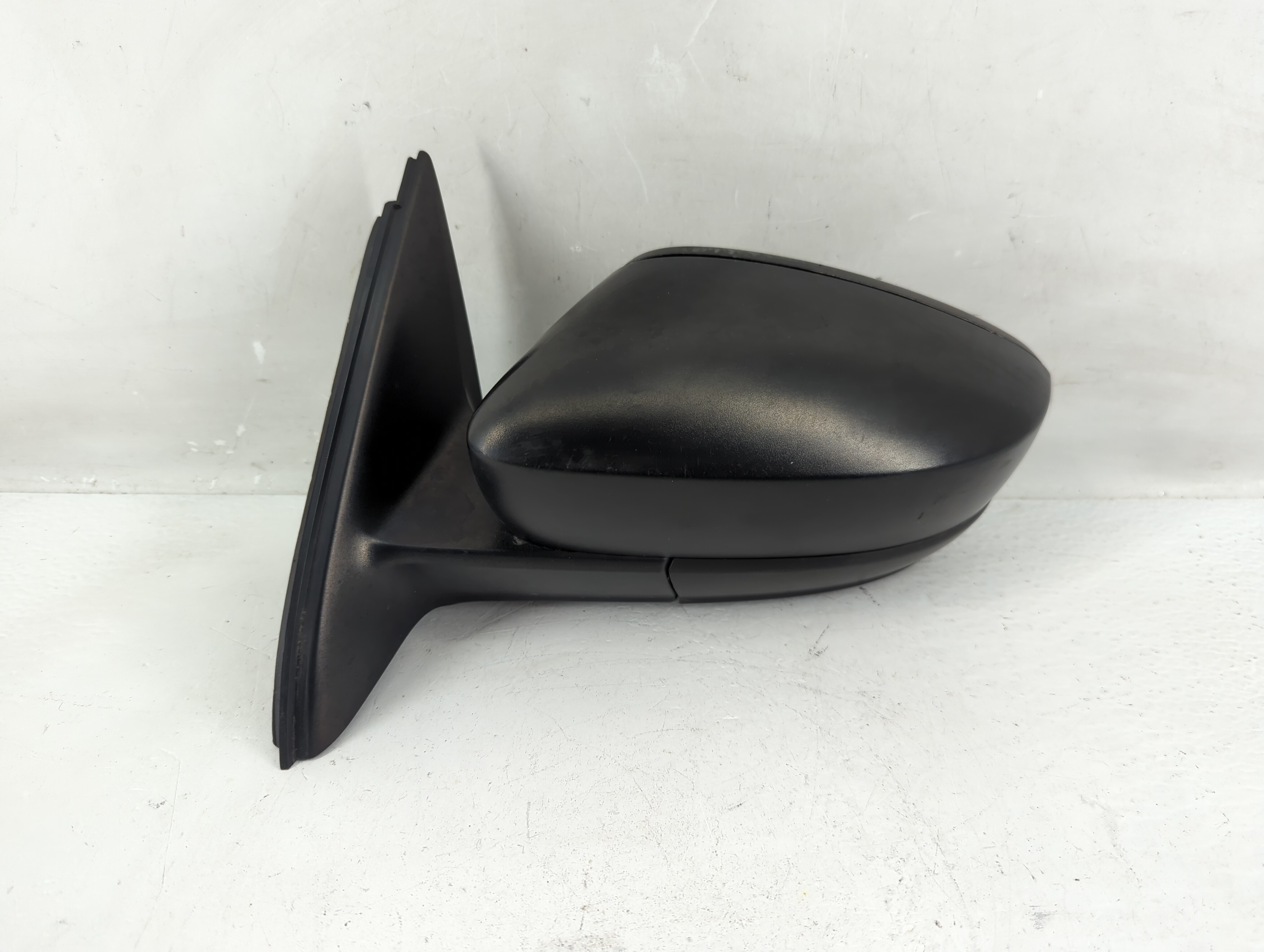 Picture of 2011-2016 Volkswagen Jetta Driver Left Side View Power Door Mirror Black 1229559