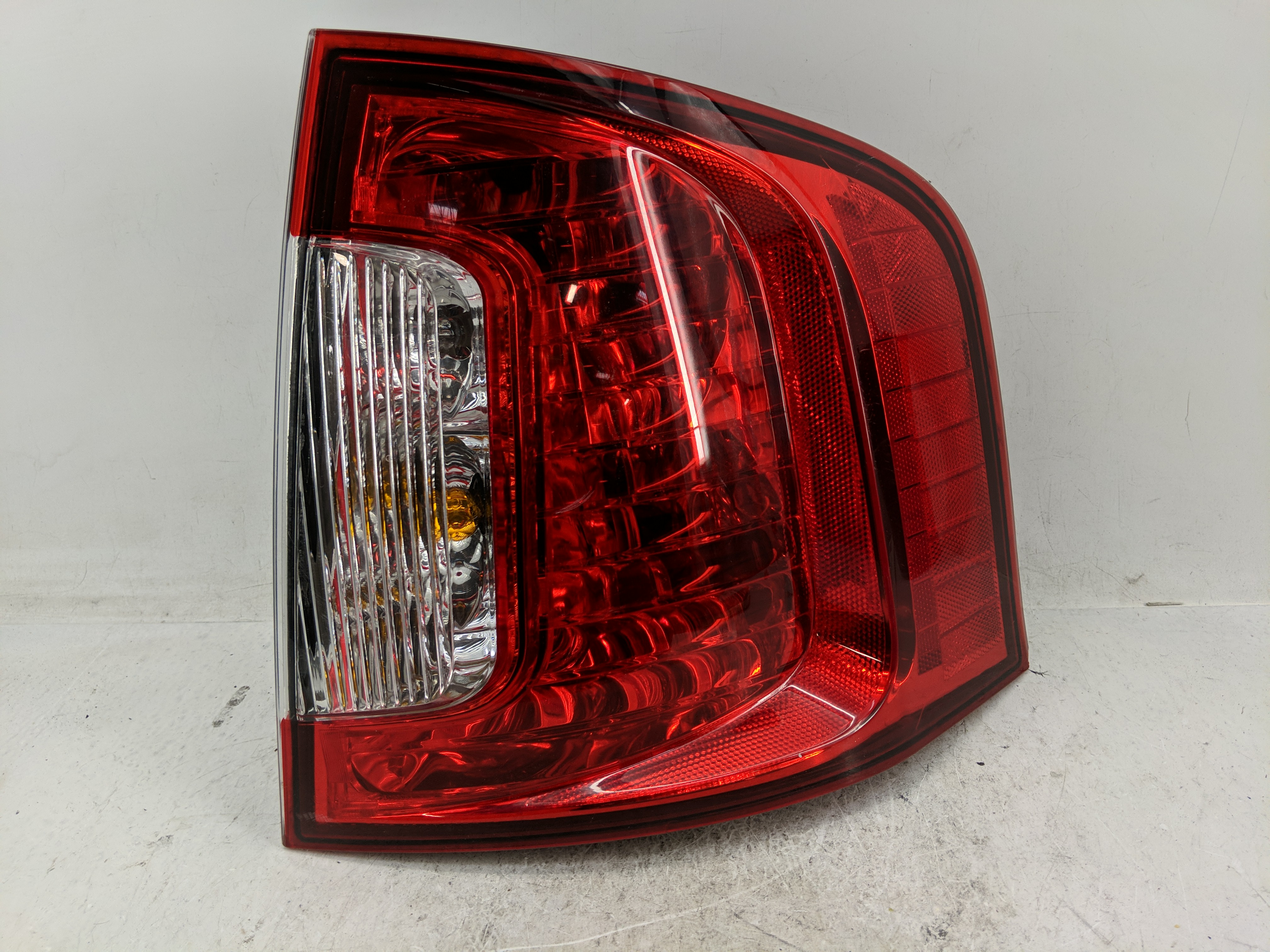 Picture of 2011-2014 Ford Edge Passenger Right Side Tail Light Taillight Oem 1229584