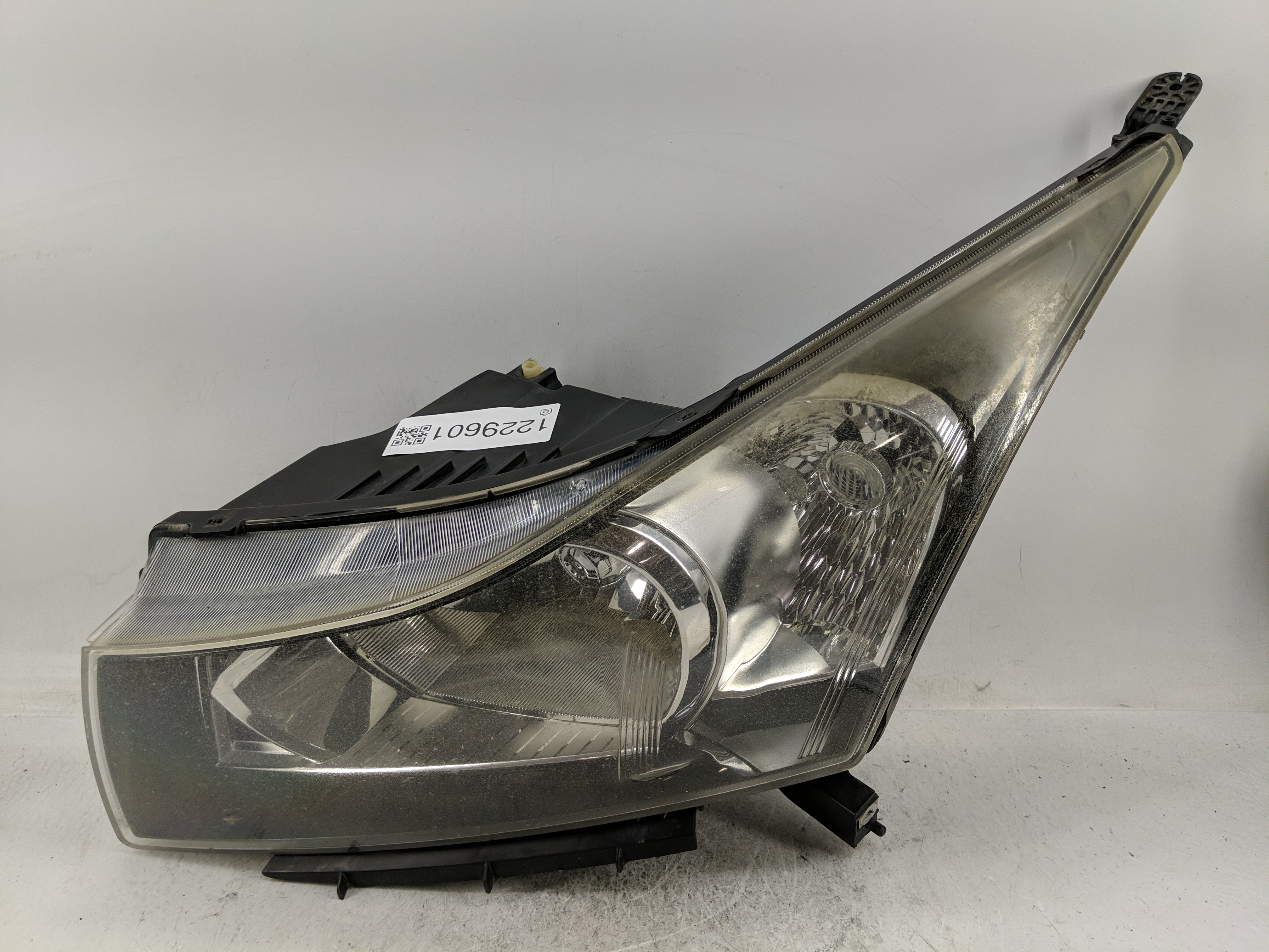 Picture of 2011-2012 Chevrolet Cruze Driver Left Oem Head Light Headlight Lamp 1229601