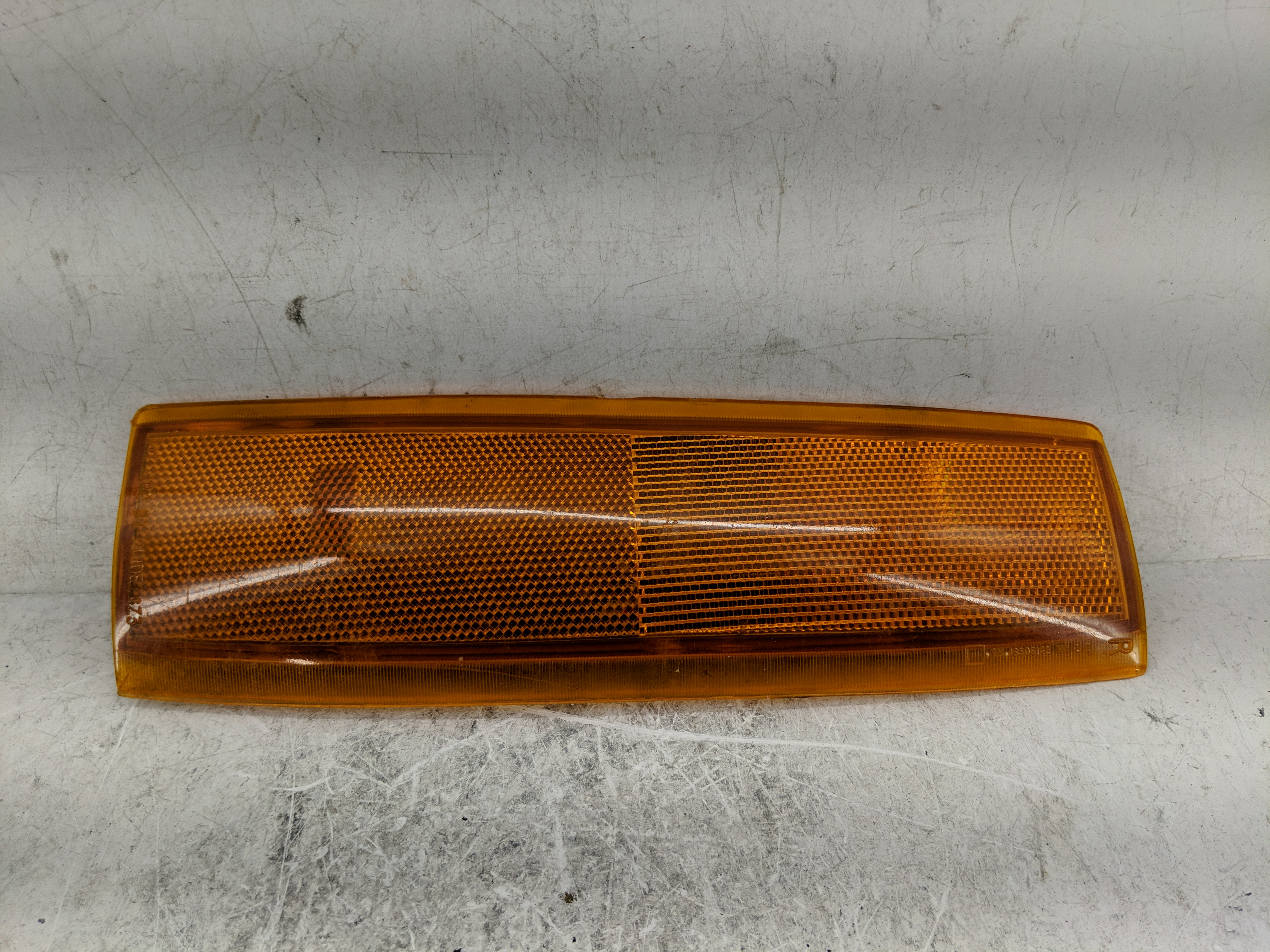 1993 Gmc Yukon Passenger Right Oem Front Light Lamp 1229962 - Oemusedautoparts1.com