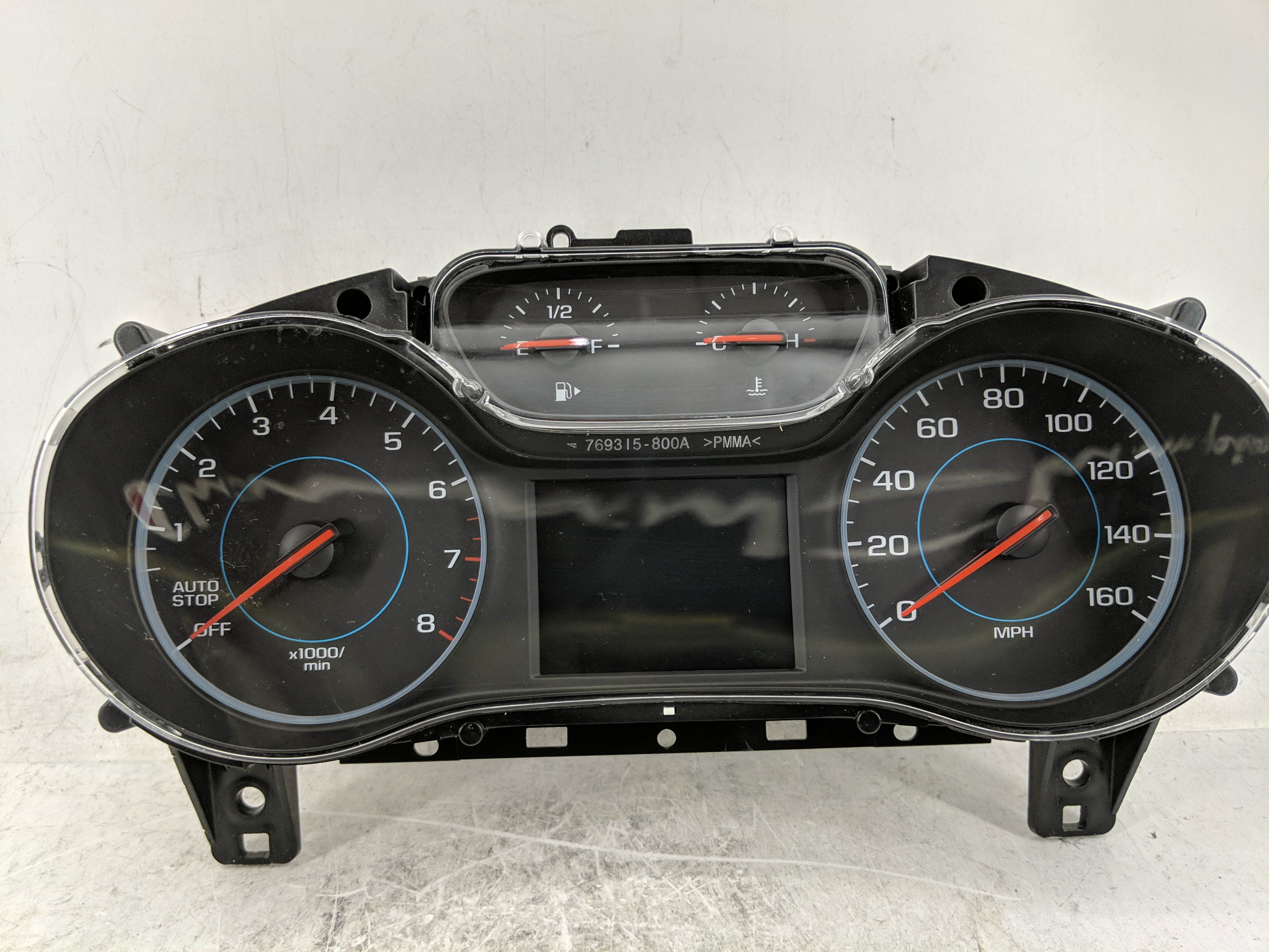 2017-2018 Chevrolet Cruze Speedometer Instrument Cluster Gauges 1229969 - Oemusedautoparts1.com