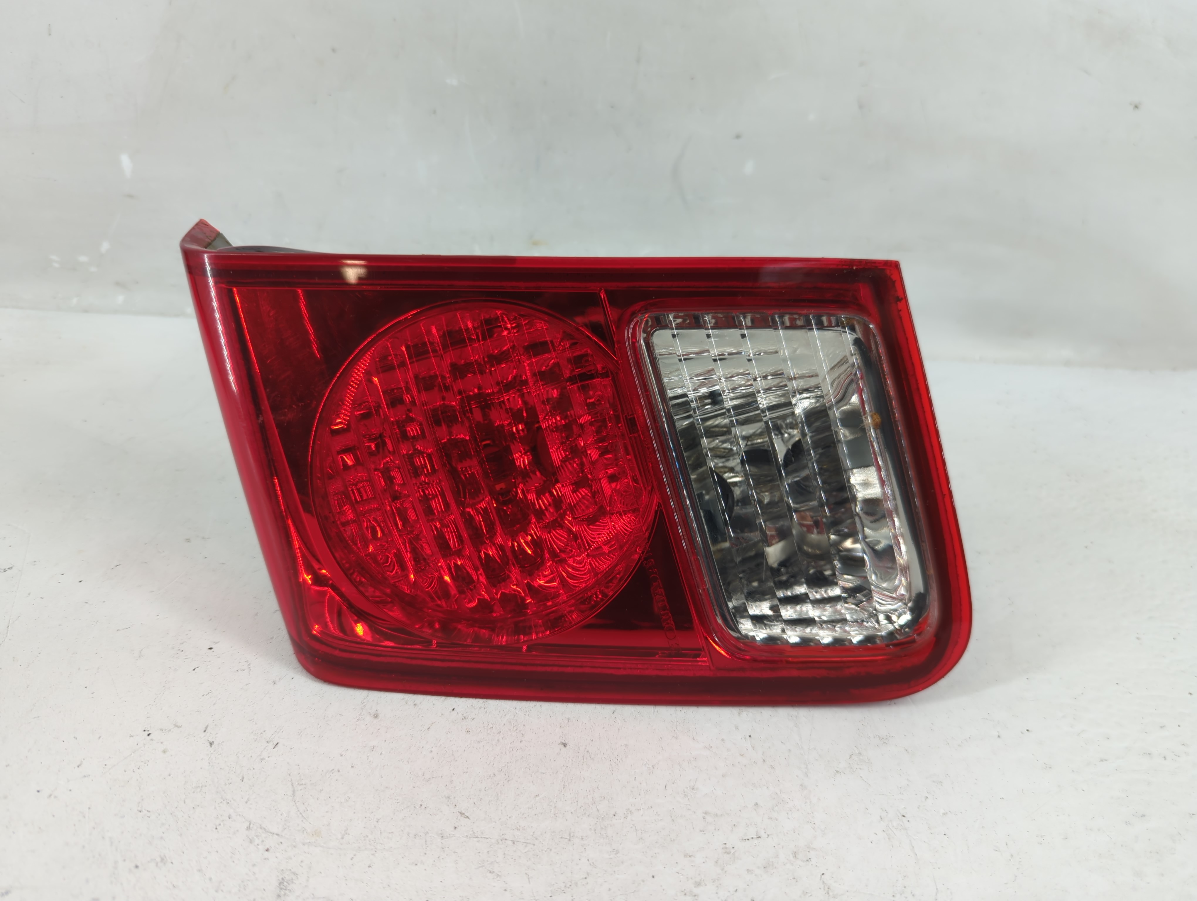 Picture of 2003-2005 Honda Civic Driver Left Side Tail Light Taillight Oem 1229973