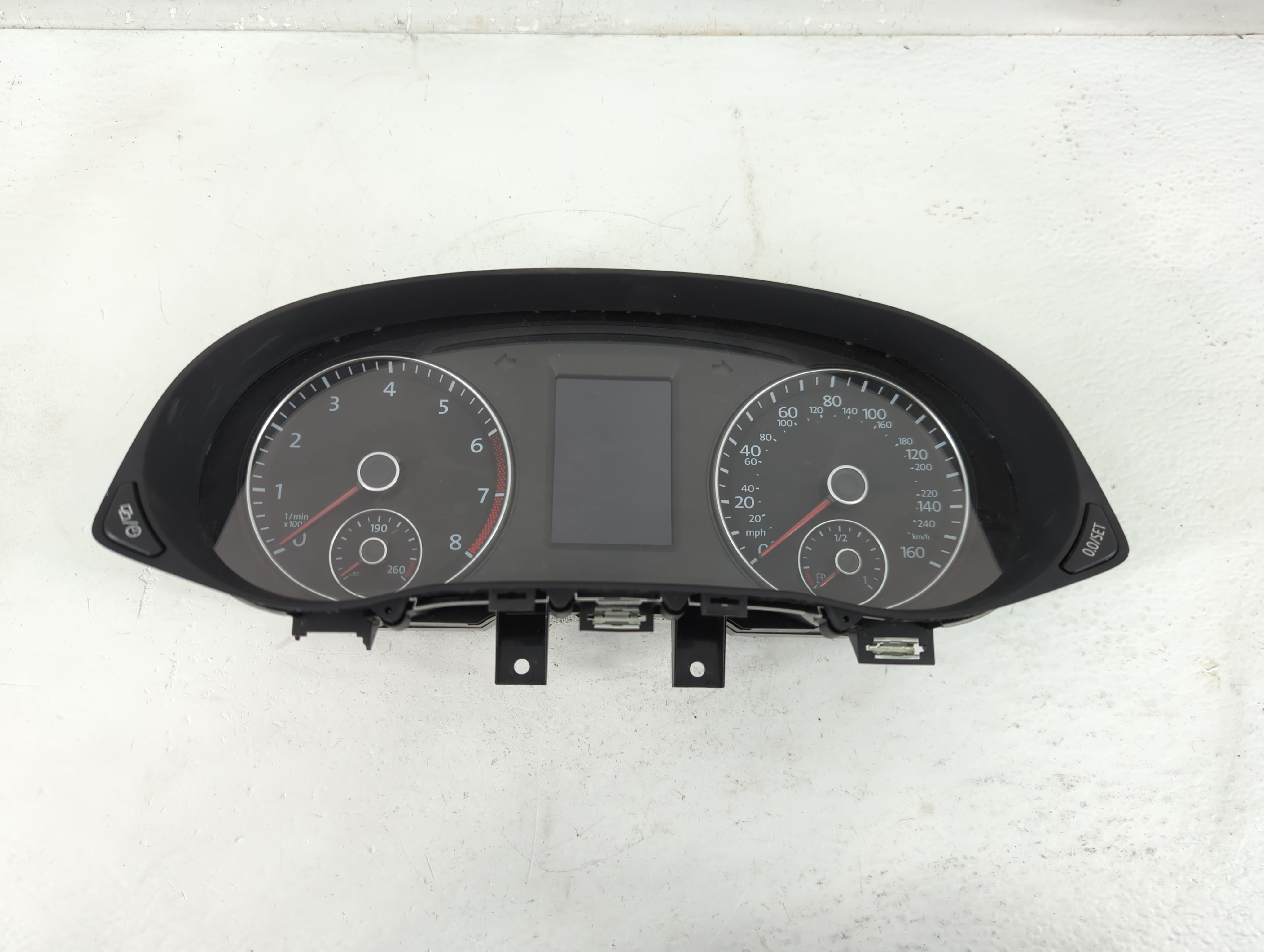 2013-2014 Volkswagen Passat Speedometer Instrument Cluster Gauges 1229977 - Oemusedautoparts1.com