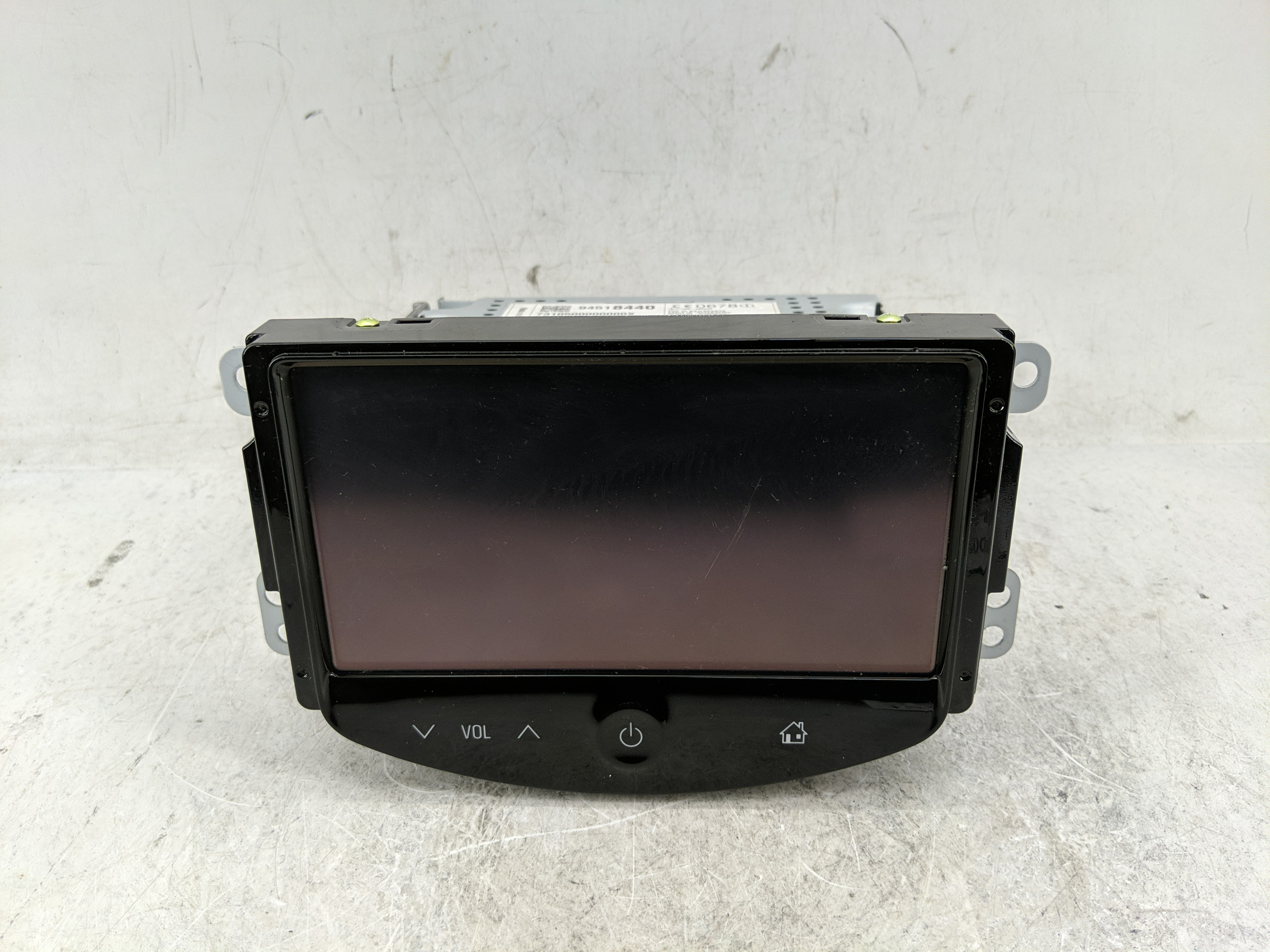 2015-2016 Chevrolet Sonic Am Fm Cd Player Radio Receiver 1230001 - Oemusedautoparts1.com