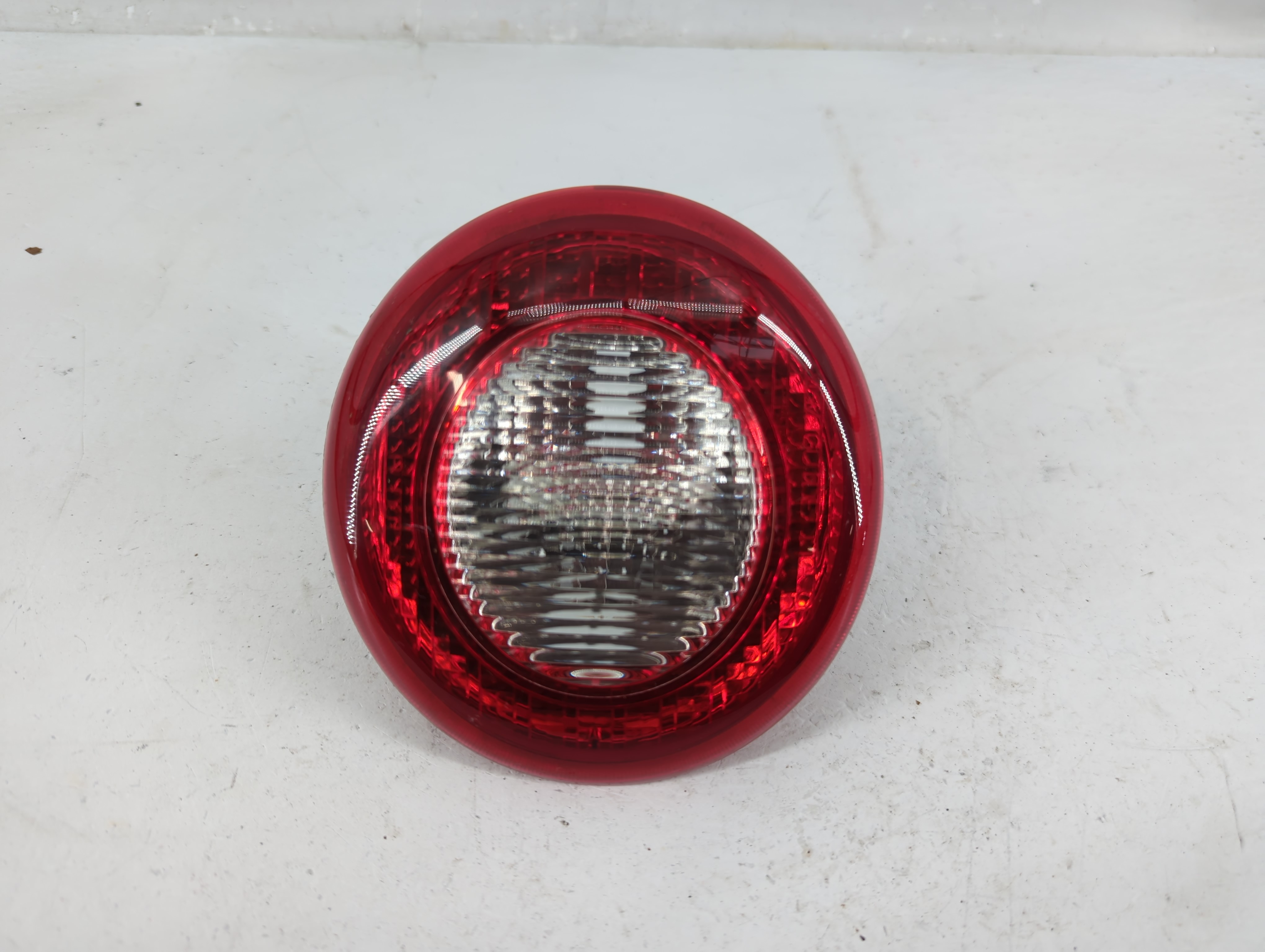 Picture of 2006-2011 Chevrolet Hhr Driver Left Side Tail Light Taillight Oem 1230178