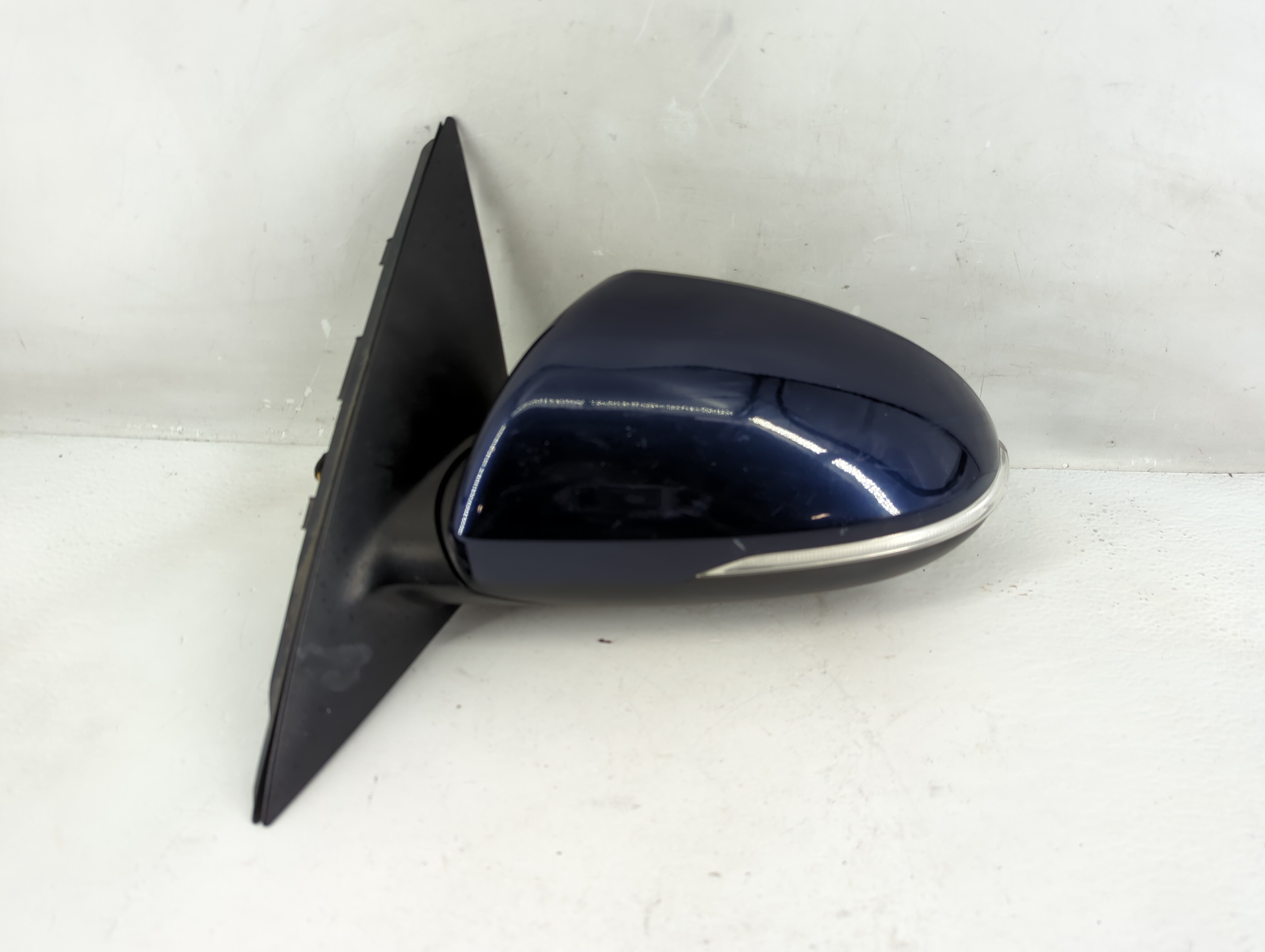 2016-2019 Kia Optima Driver Left Side View Power Door Mirror Blue 1230337 - Oemusedautoparts1.com
