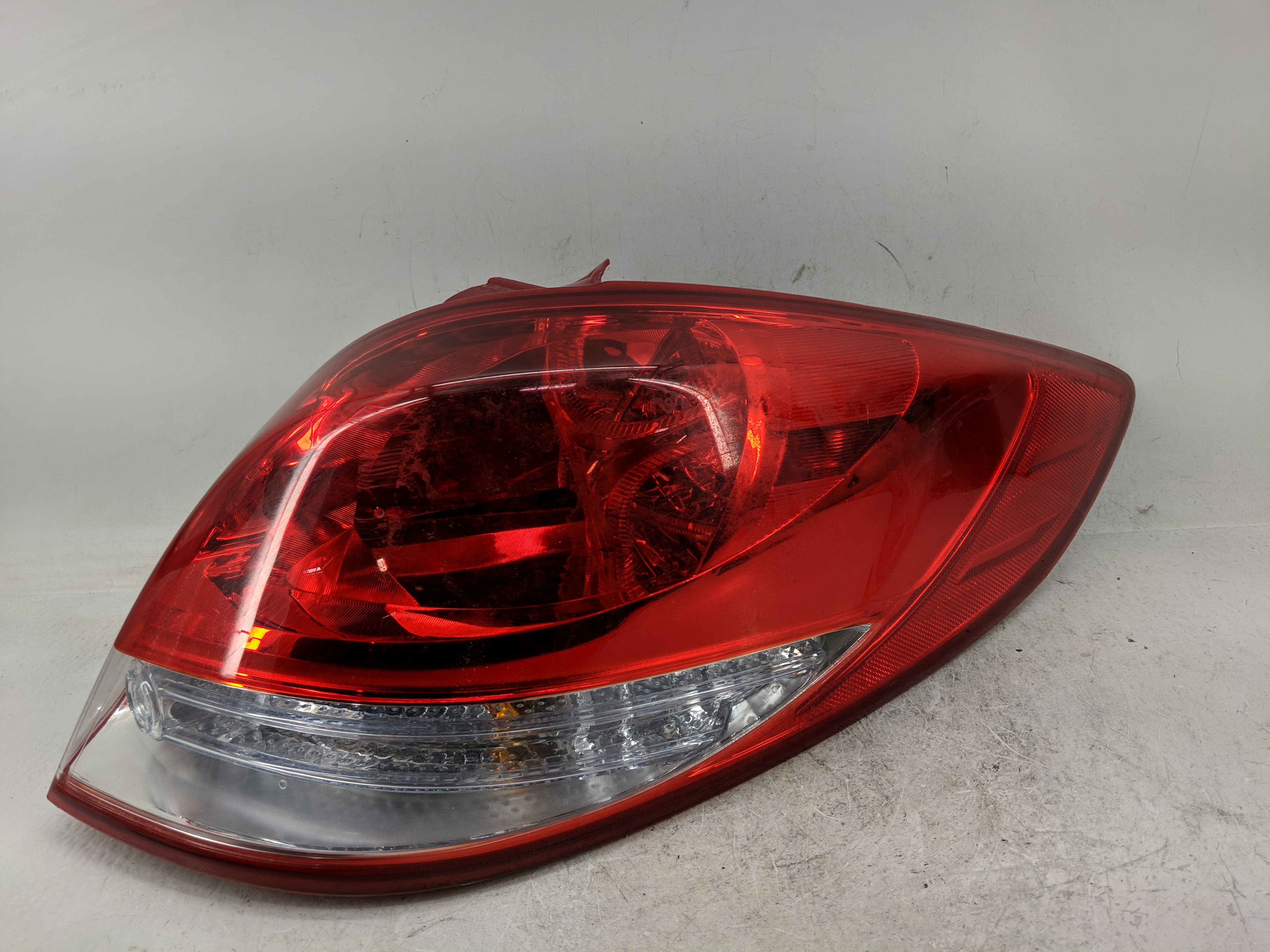 2012-2017 Hyundai Veloster Passenger Right Side Tail Light Taillight Oem 1231310 - Oemusedautoparts1.com