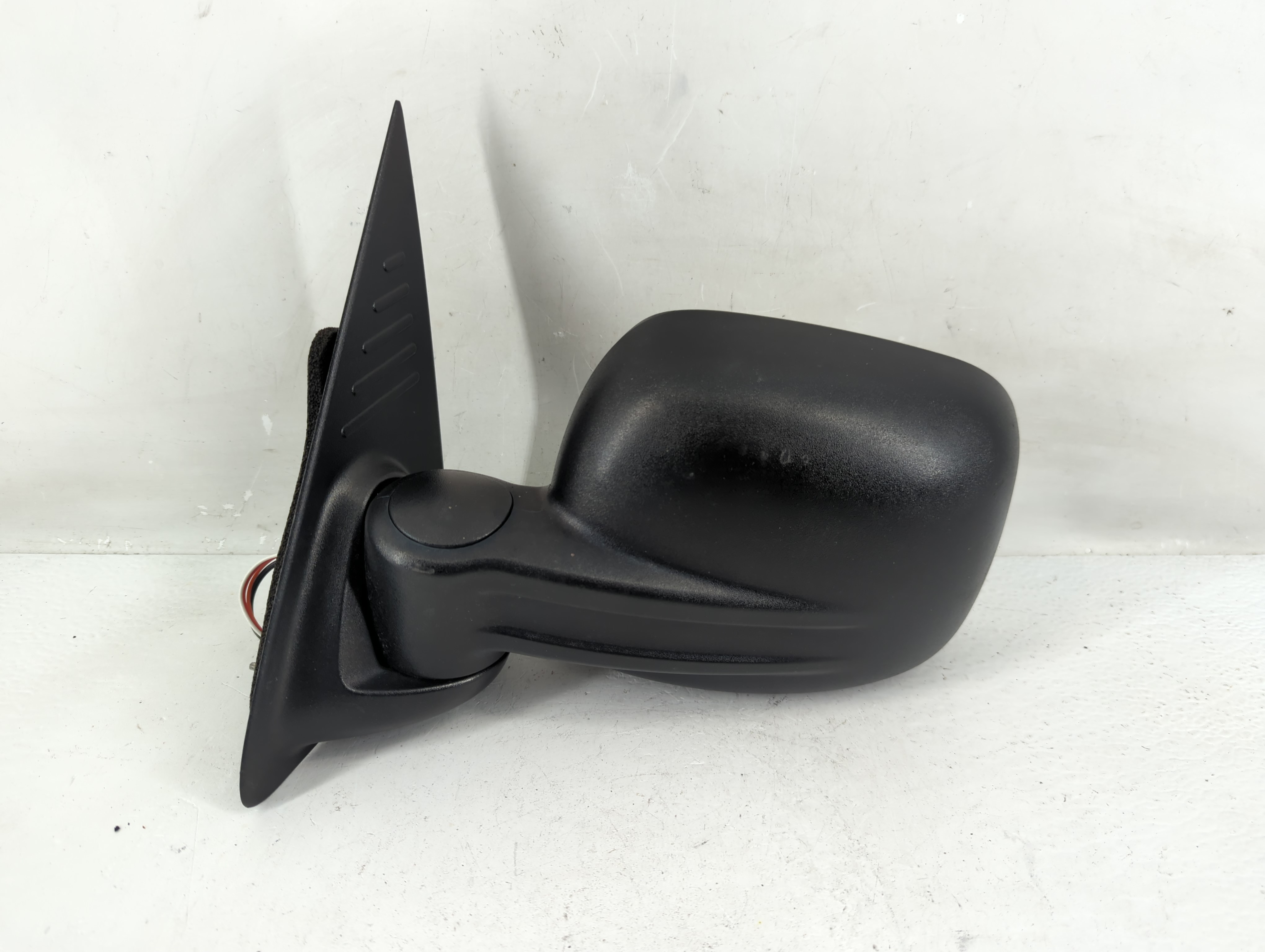 Picture of 2002-2007 Jeep Liberty Driver Left Side View Power Door Mirror Black 1231511