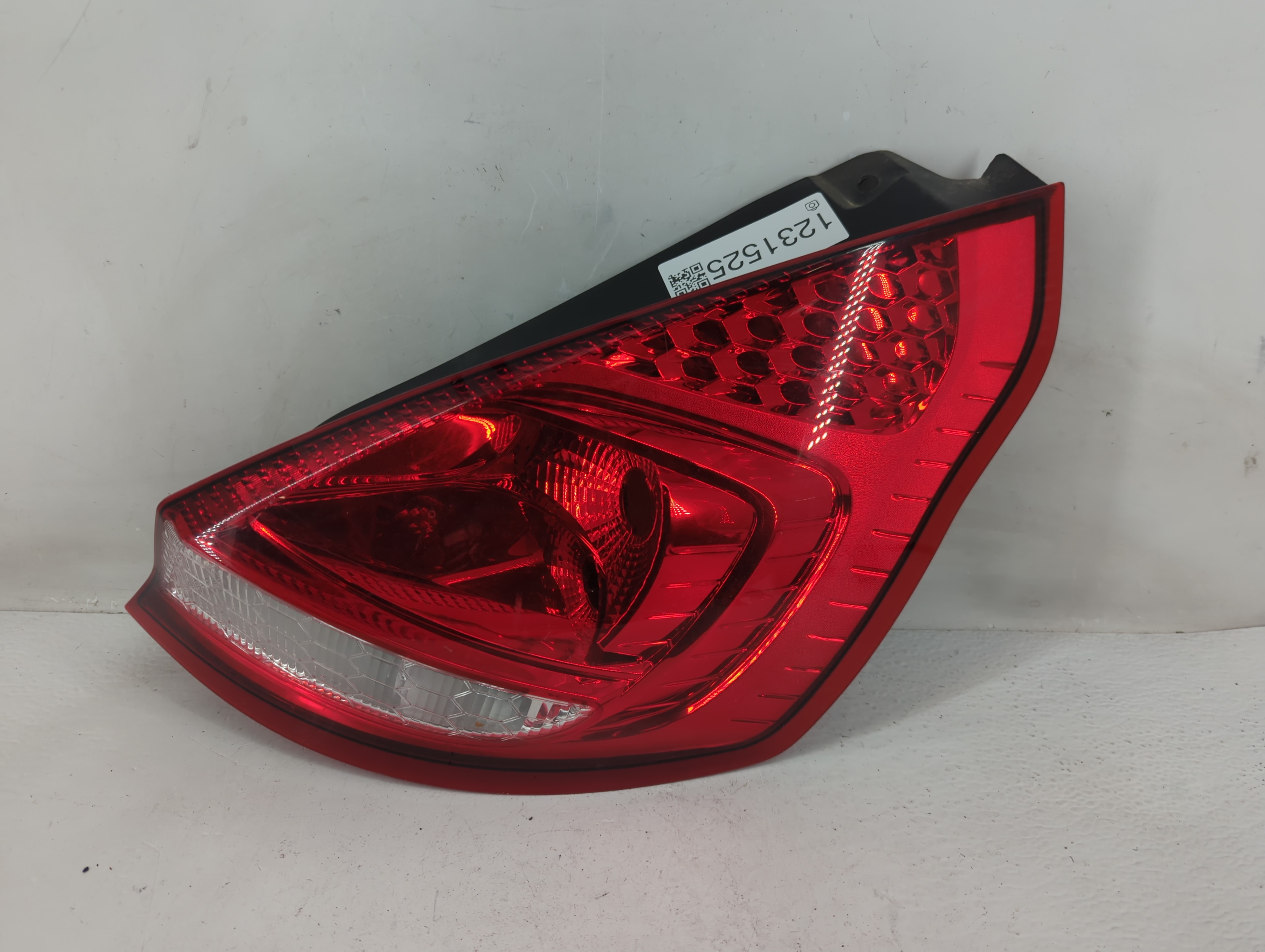 Picture of 2011-2013 Ford Fiesta Passenger Right Side Tail Light Taillight Oem 1231525