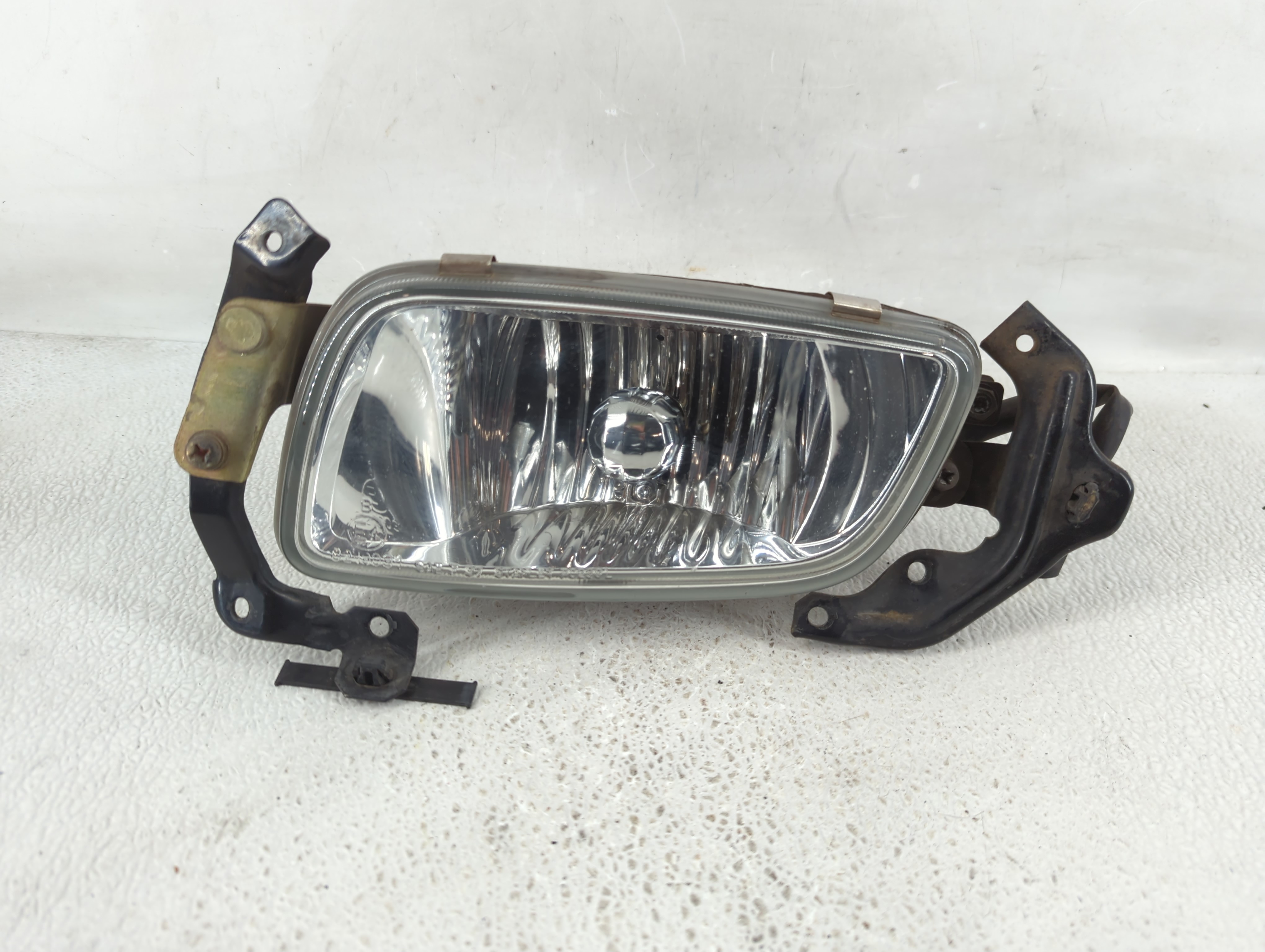 2001-2002 Mitsubishi Montero Passenger Right Oem Front Light Lamp 1231571 - Oemusedautoparts1.com