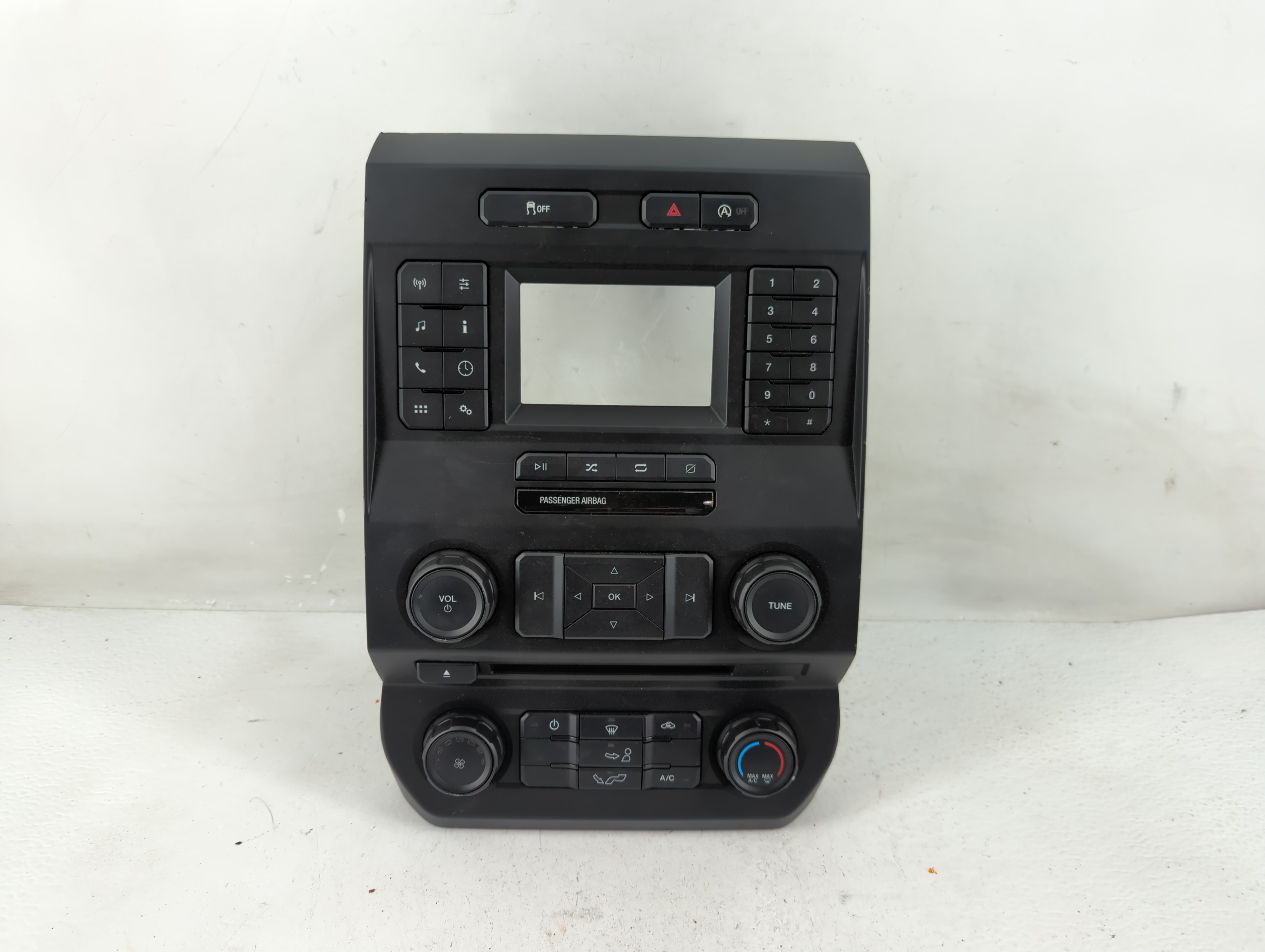 2018-2018 Ford F-150 Am Fm Cd Player Radio Receiver 1231619 - Oemusedautoparts1.com