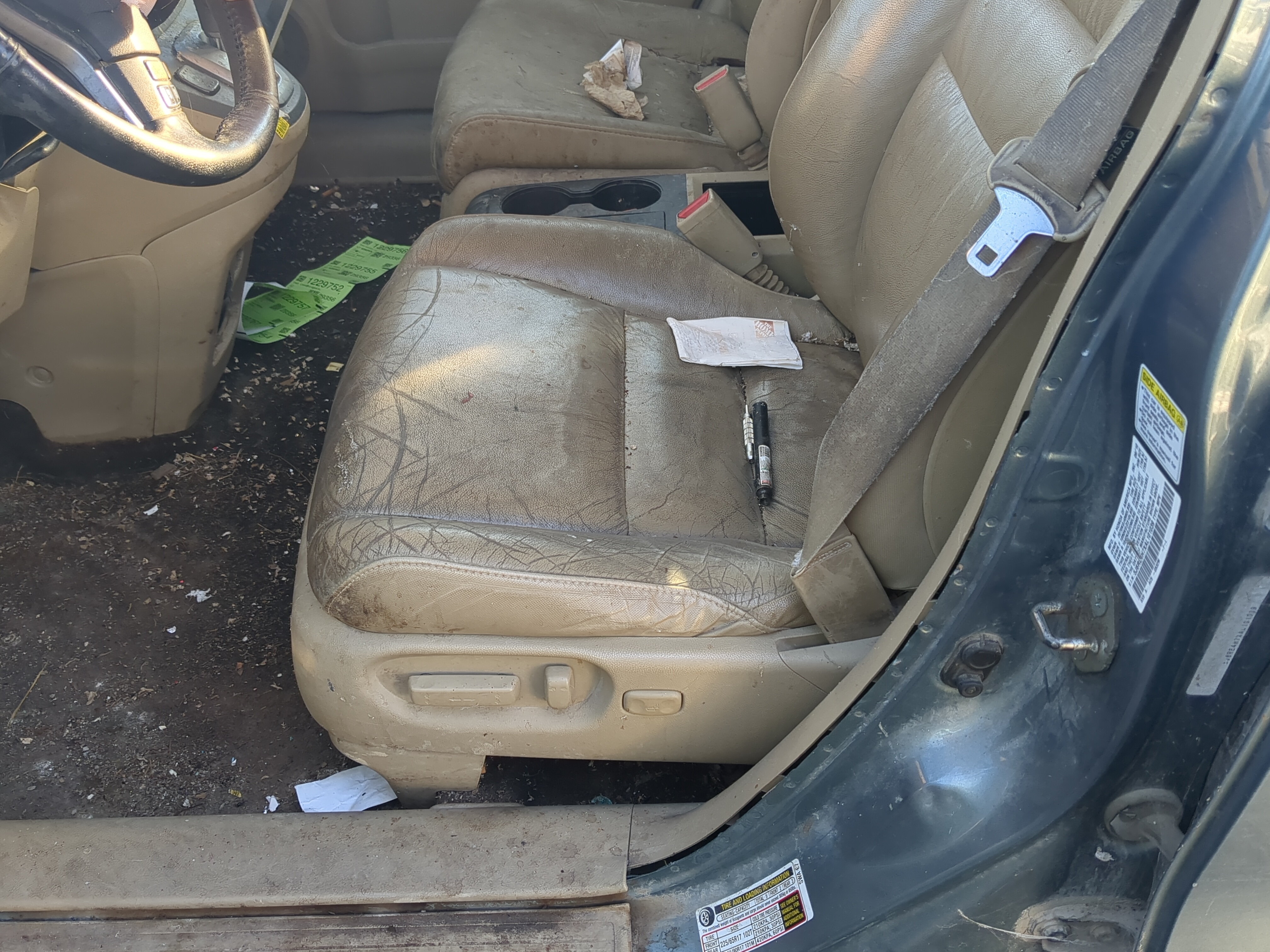 Picture of 2008-2011 Honda Cr-v Driver Front Seat Oem 1231787