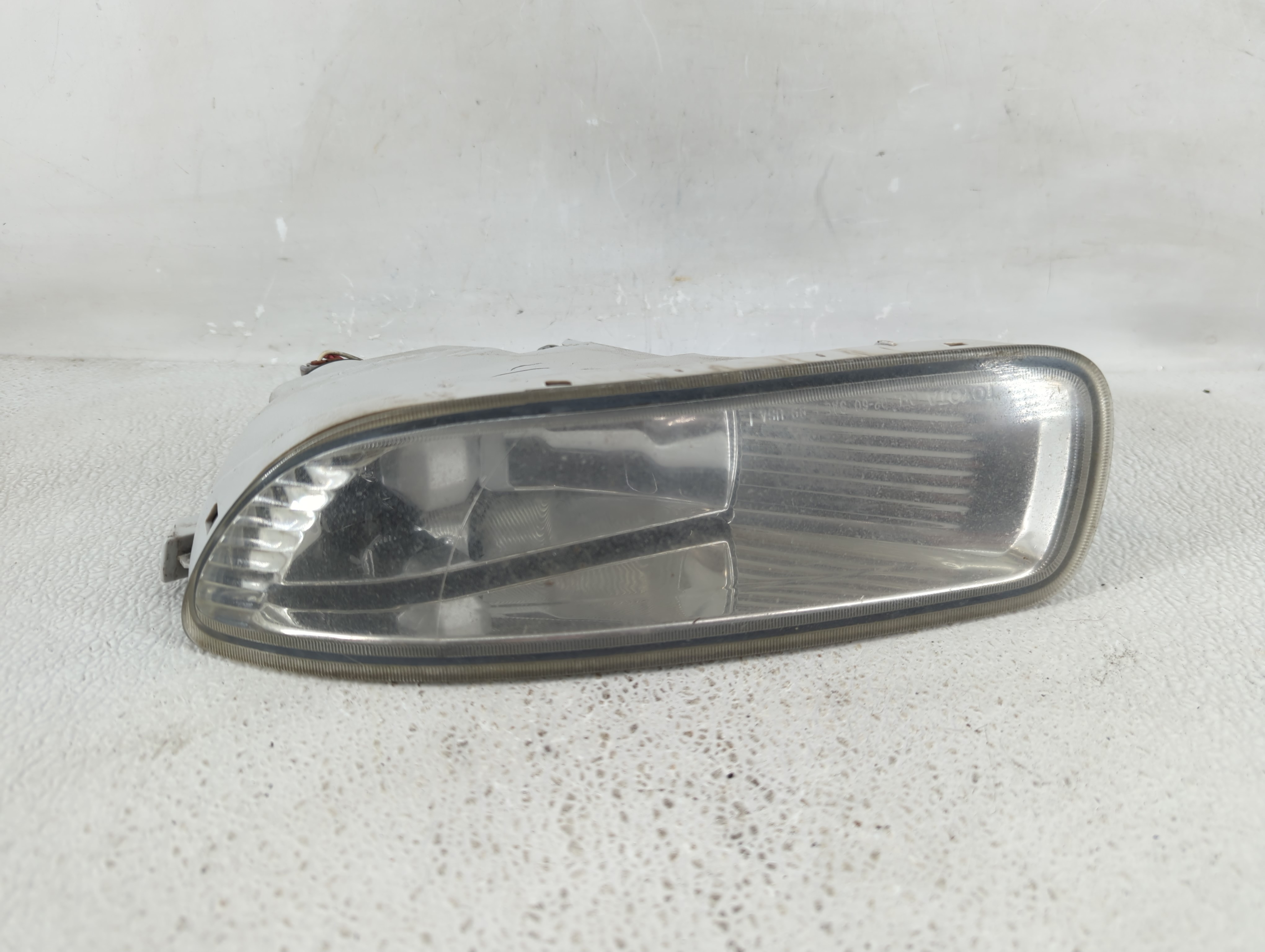 Picture of 2003-2004 Toyota Corolla Driver Left Oem Front Light Lamp 1231804