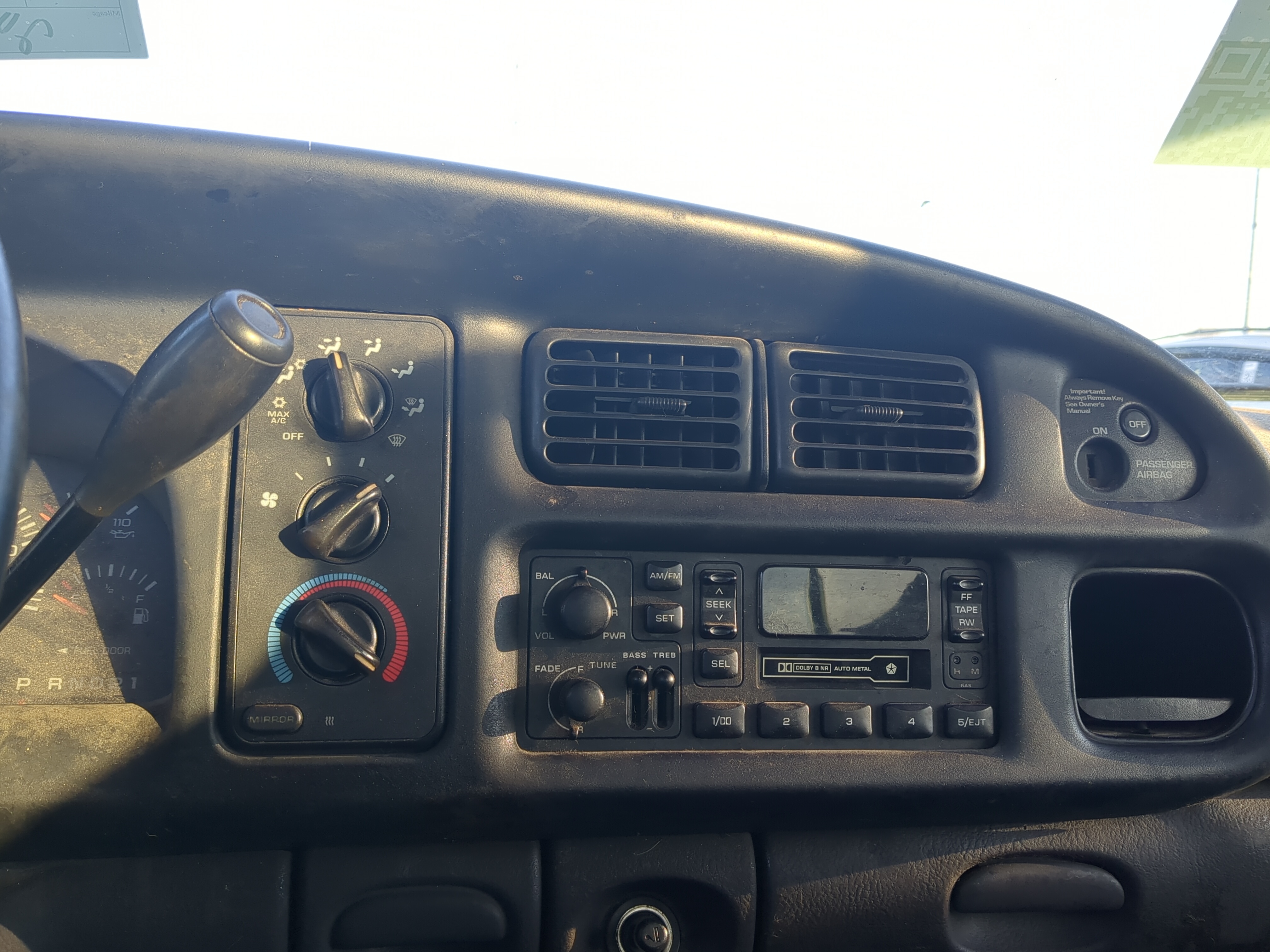 2000-2001 Dodge Ram 1500 Ac Heater Climate Control 1232234 - Oemusedautoparts1.com