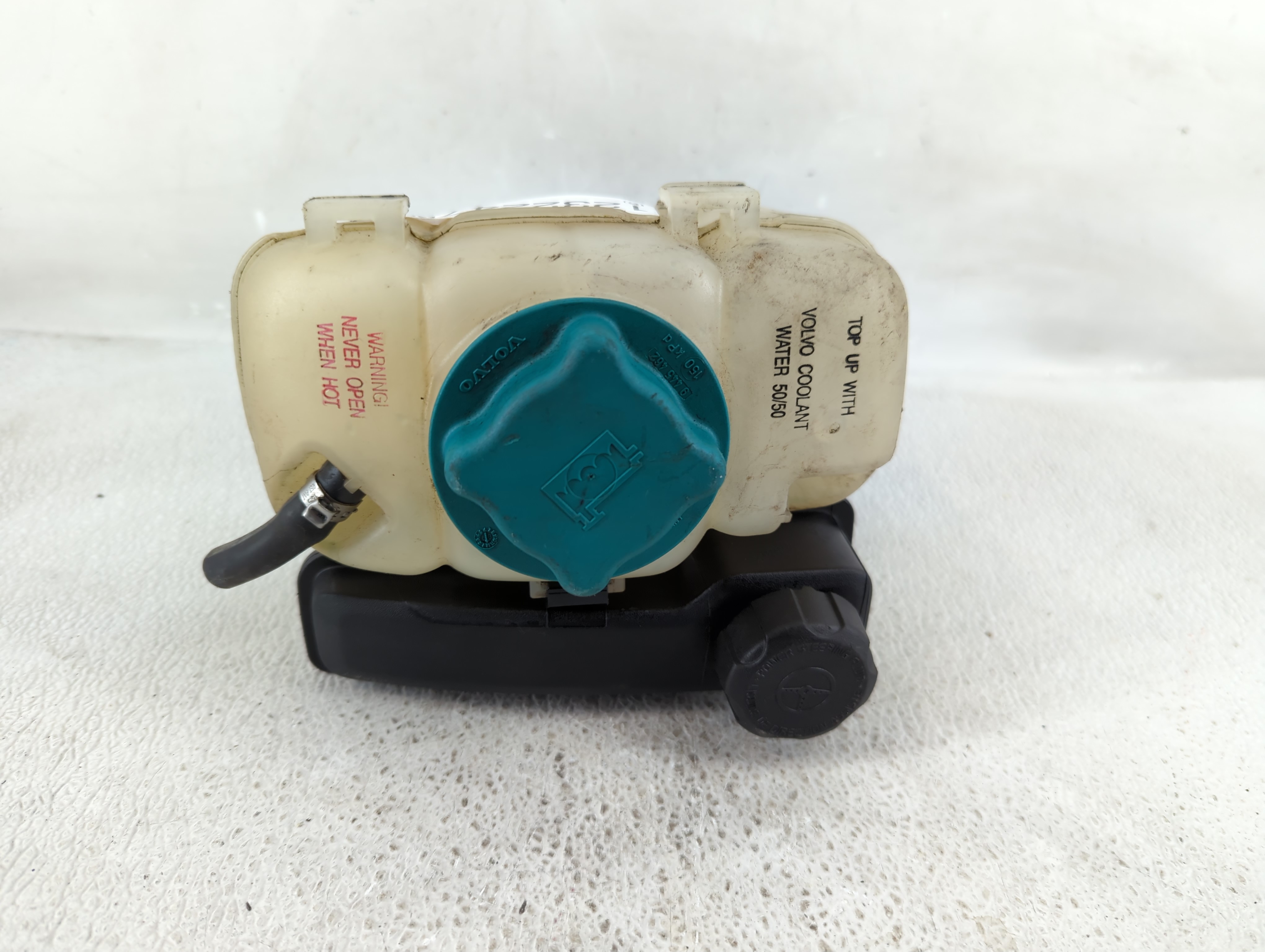 Picture of Volvo V60 Radiator Coolant Overflow Expansion Tank Bottle 1232247