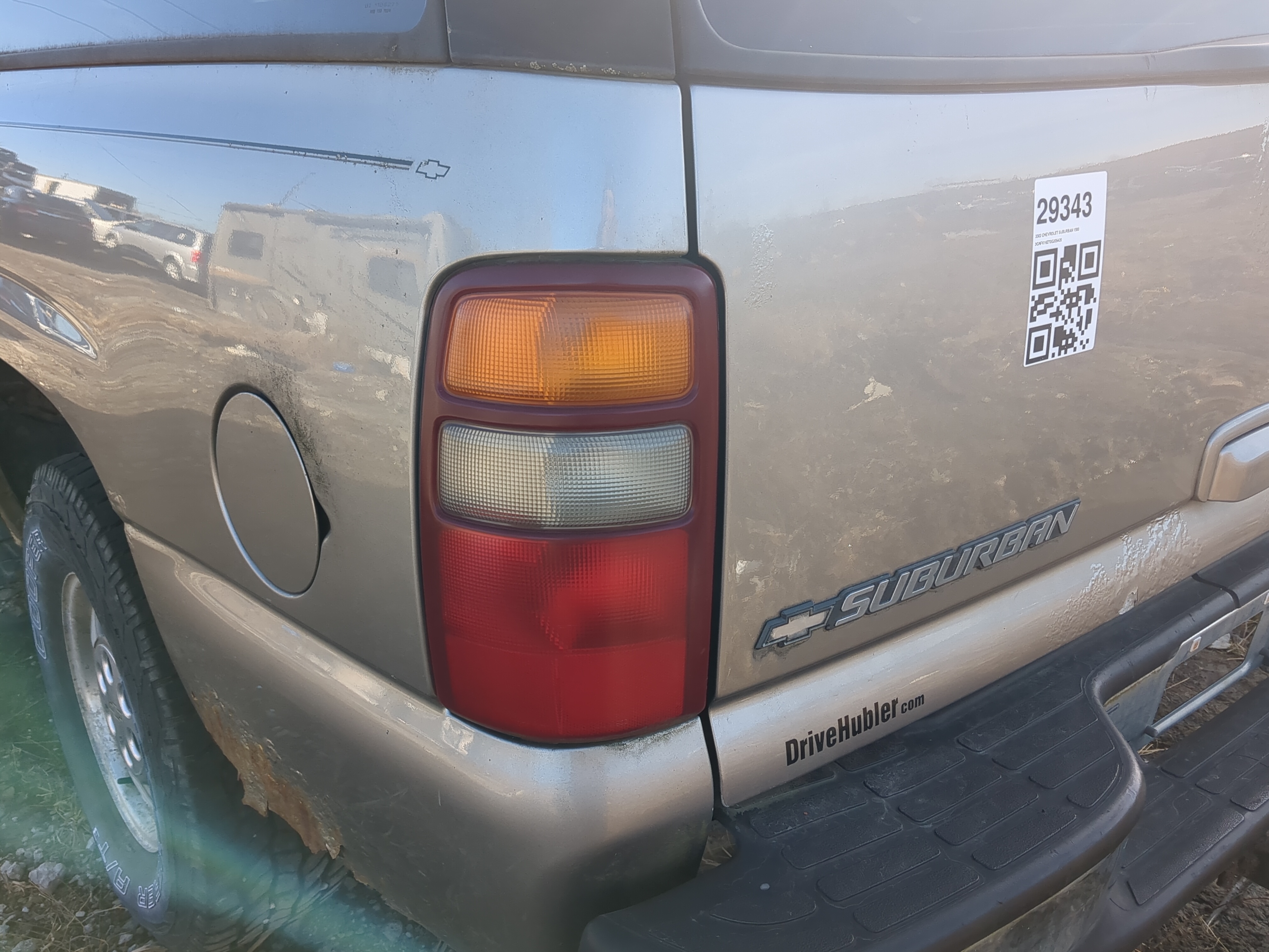 2000 Chevrolet Suburban 1500 Driver Left Side Tail Light Taillight Oem 1232453 - Oemusedautoparts1.com