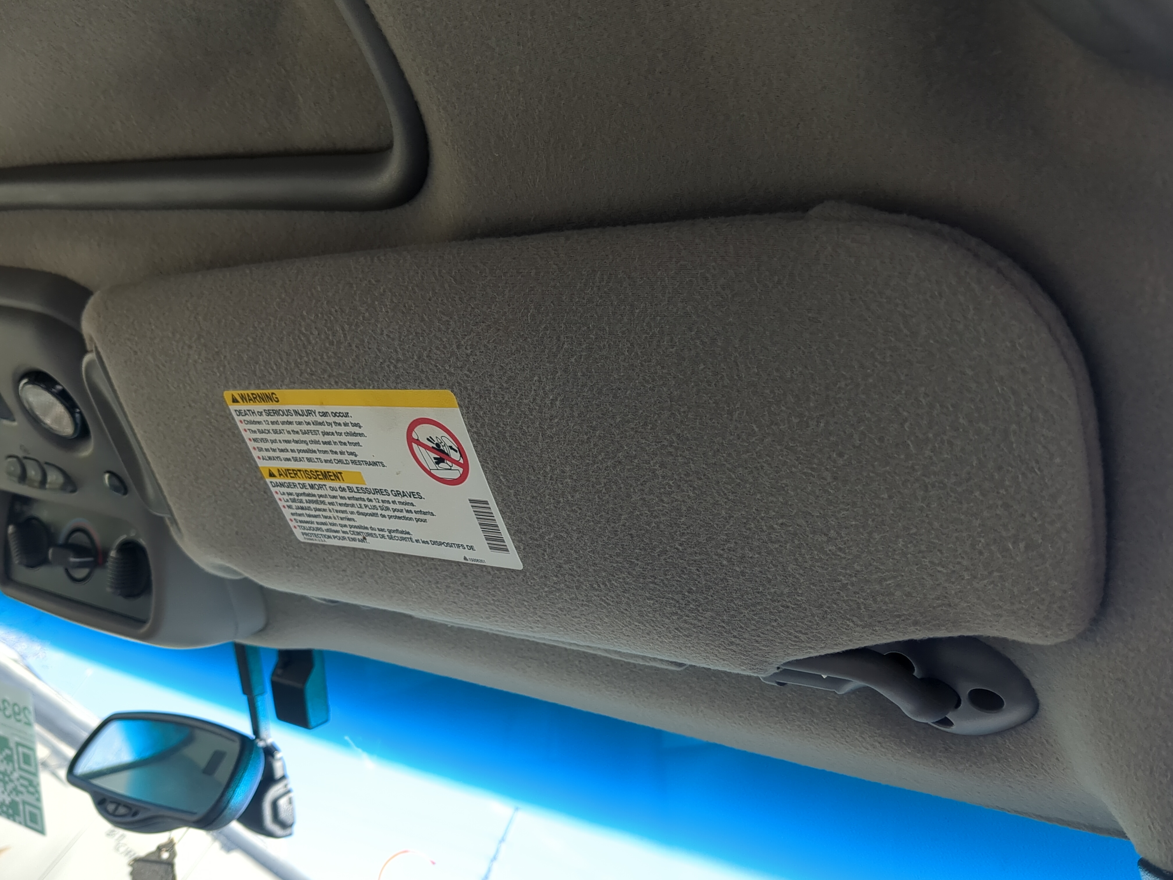 2000 Chevrolet Suburban 1500 Passenger Sun Visor Mirror Right Sunvisor 1232539 - Oemusedautoparts1.com