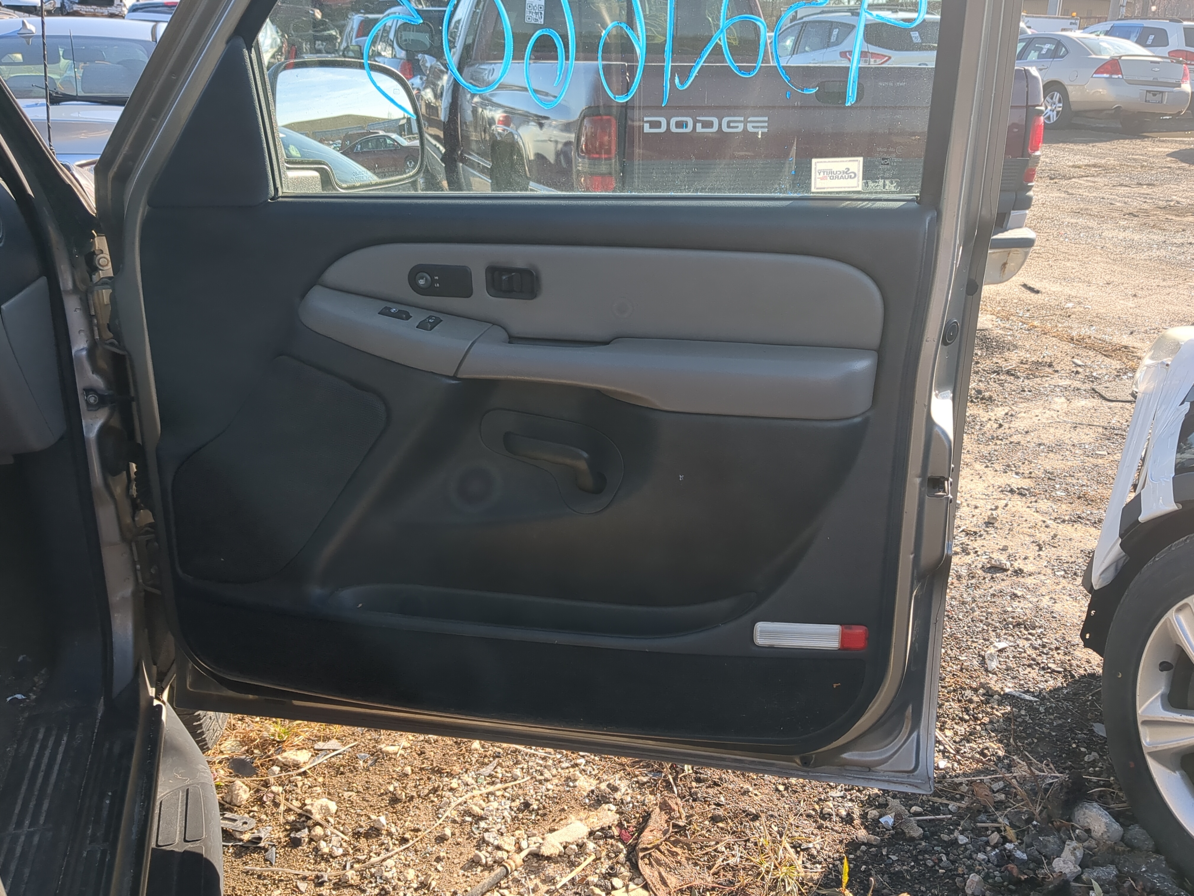 Picture of Door Panels 2002 CHEVROLET SUBURBAN 1500