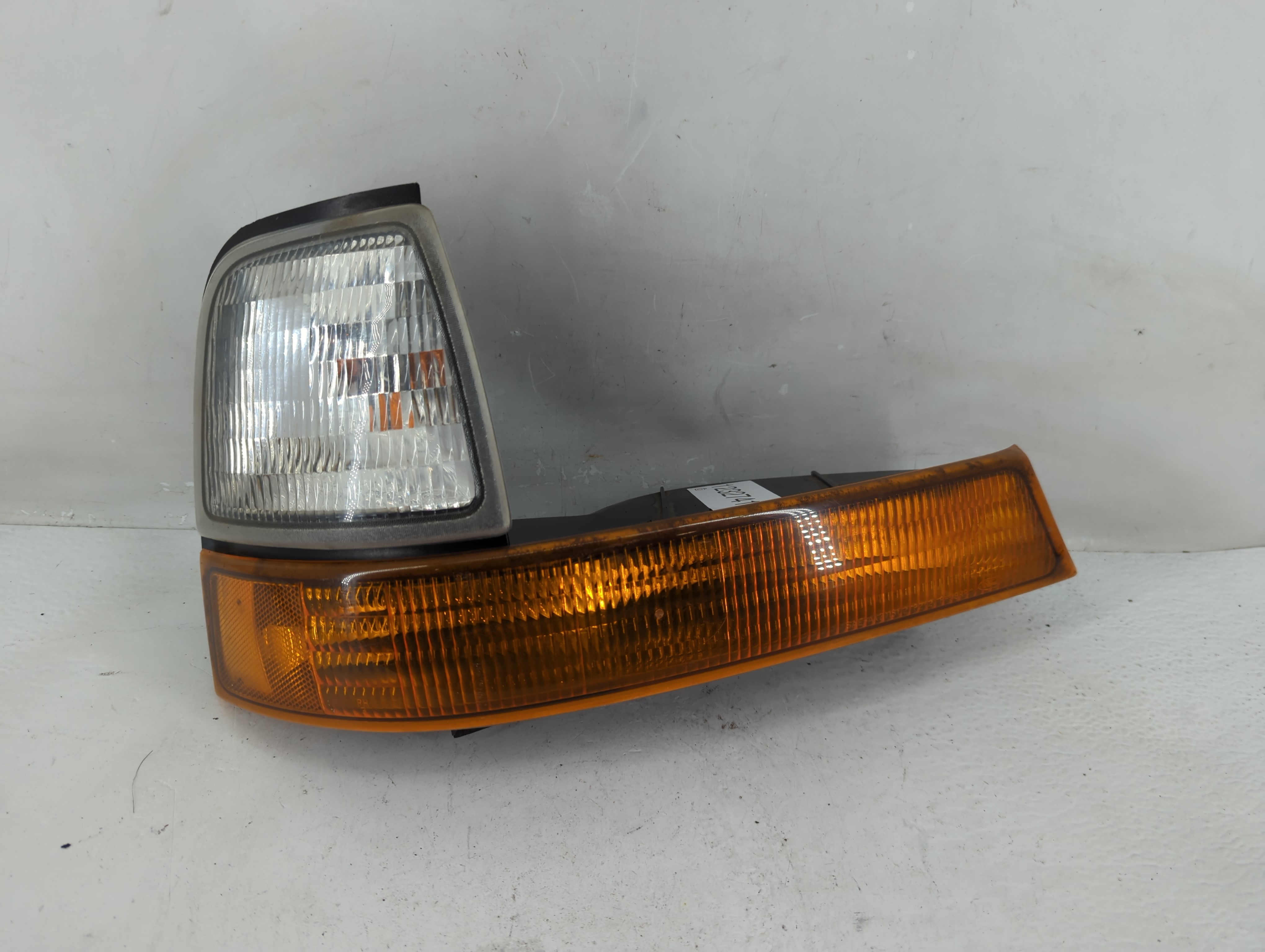 Picture of 1999-2000 Ford Ranger Passenger Right Oem Front Light Lamp 1232741