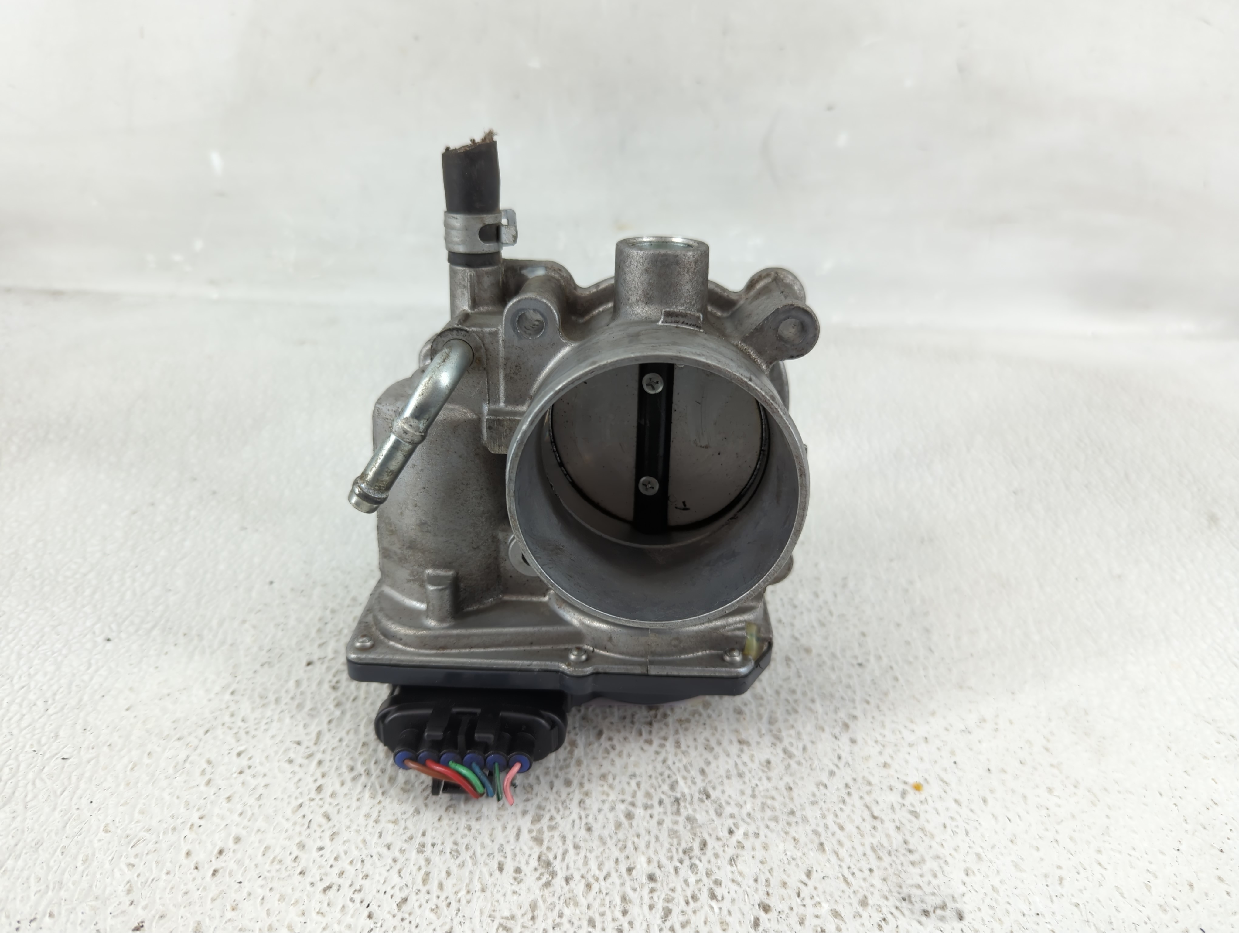 Picture of 2013-2019 Subaru Legacy Throttle Body 1232757