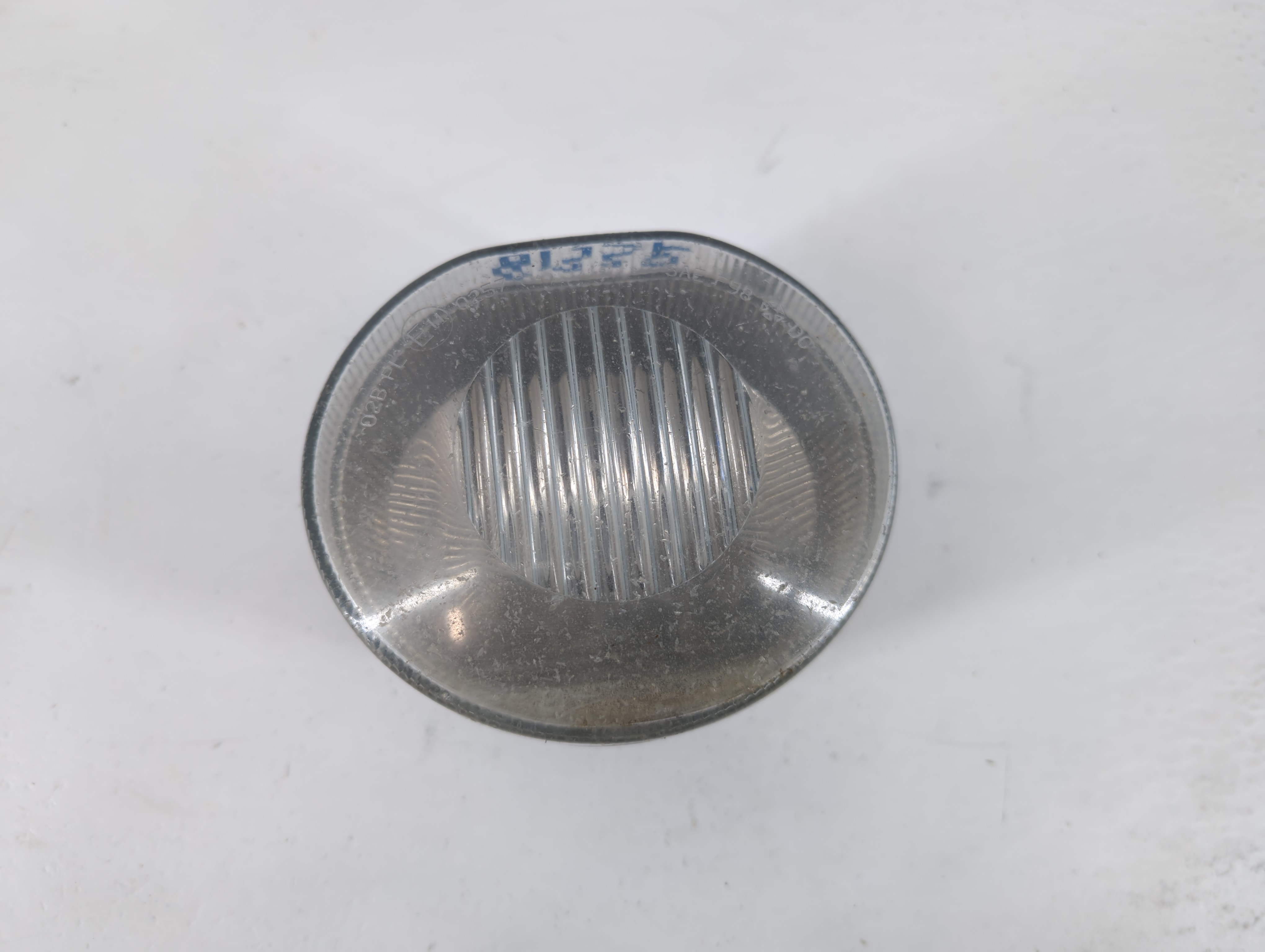 Picture of 2002-2004 Jeep Liberty Passenger Right Oem Front Light Lamp 1232801