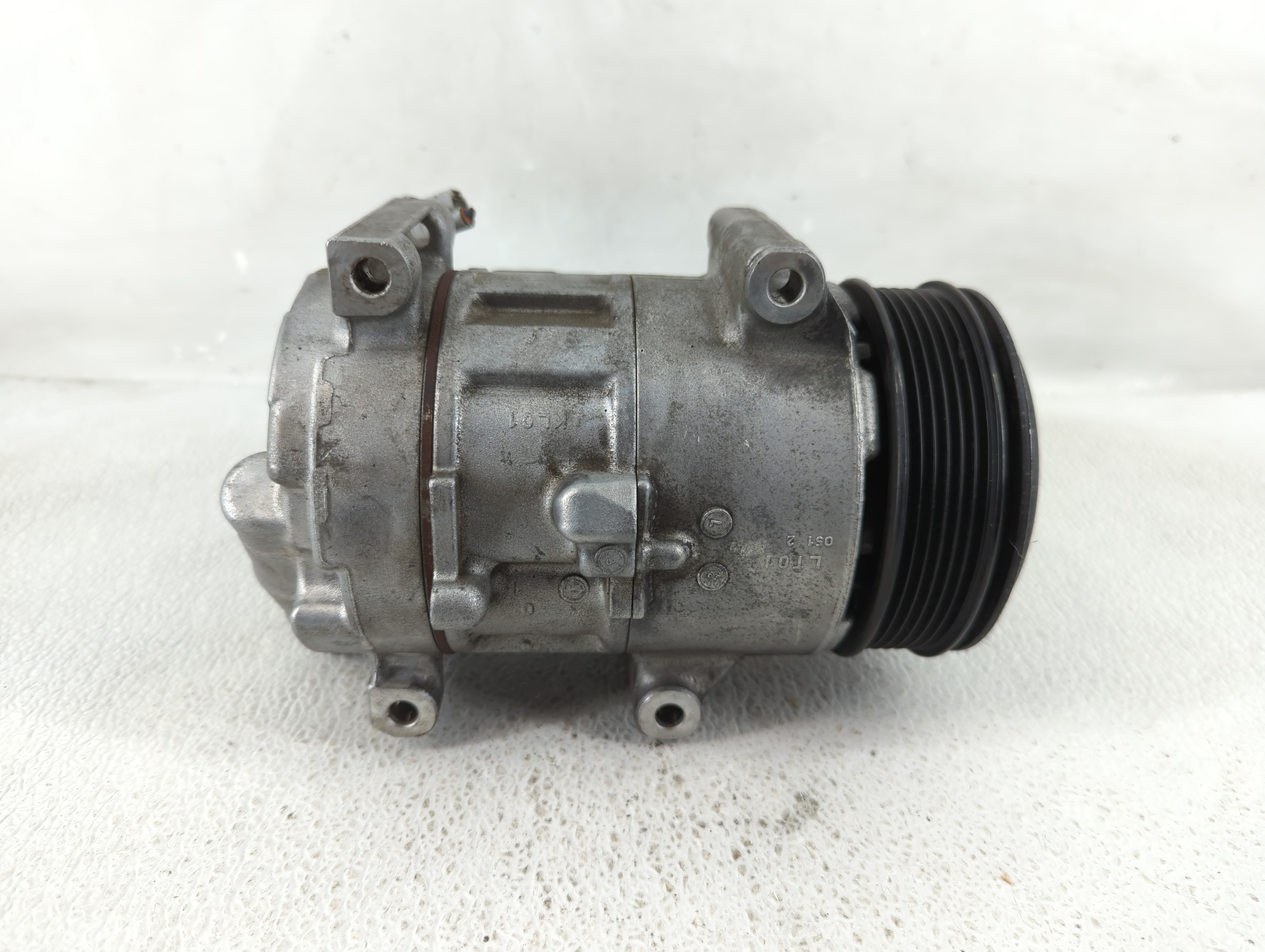 Picture of 2013-2016 Subaru Legacy Air Conditioning A/c Ac Compressor Oem 1232818