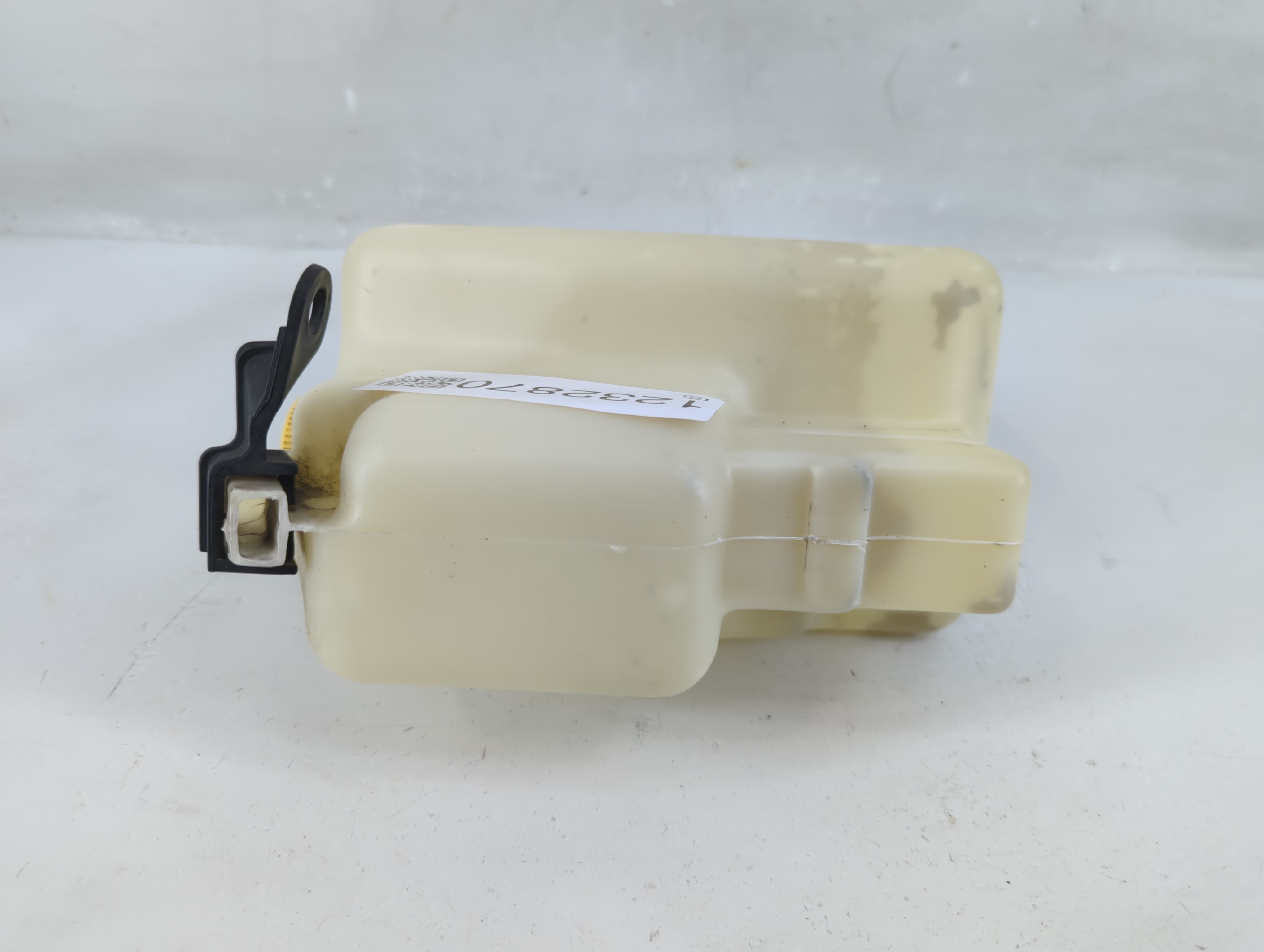 Picture of 1993-2001 Nissan Altima Radiator Coolant Overflow Expansion Tank Bottle 1232870