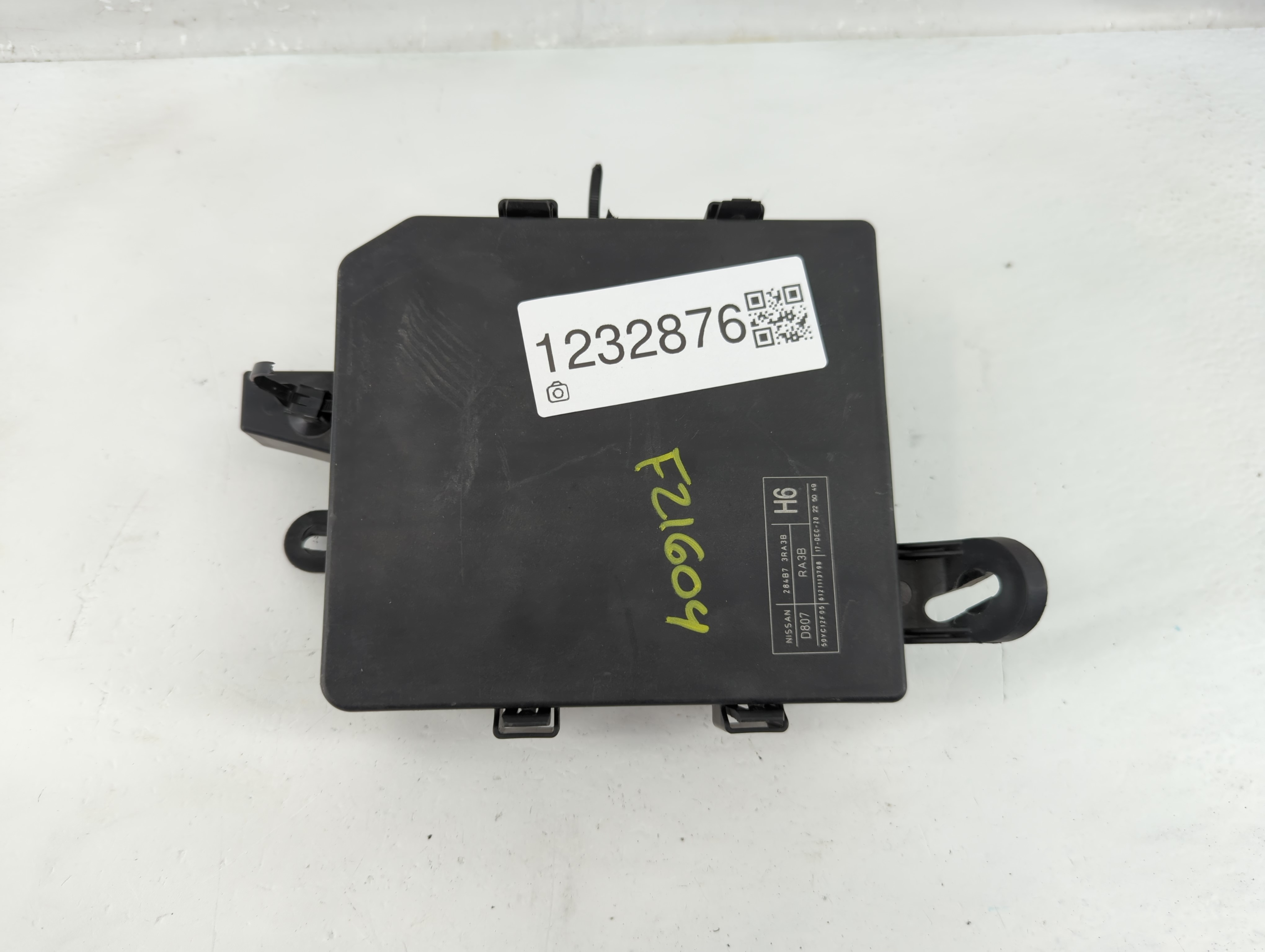 Picture of 2007-2012 Nissan Sentra Fusebox Fuse Box Relay Module 1232876