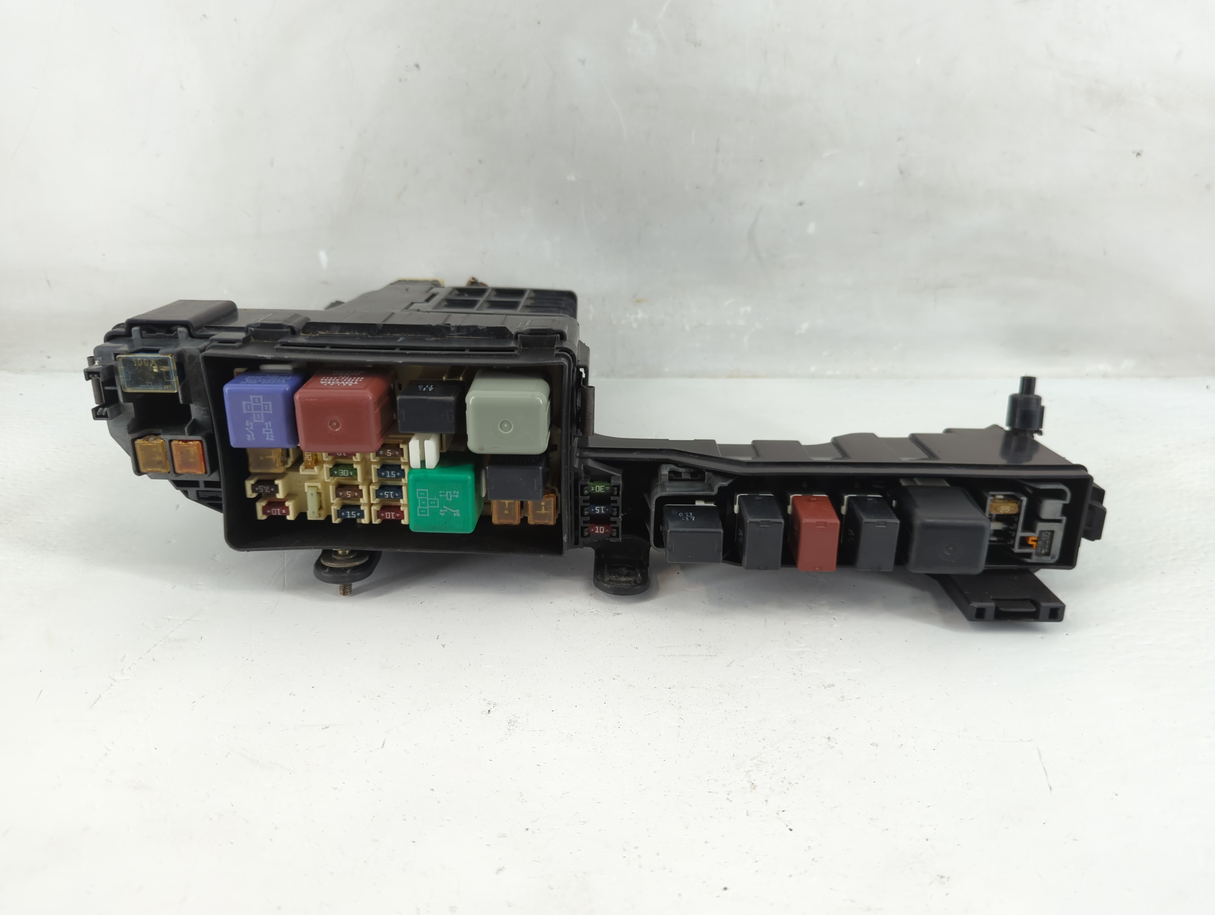 Picture of 2007-2011 Toyota Camry Fusebox Fuse Box Relay Module 1232884